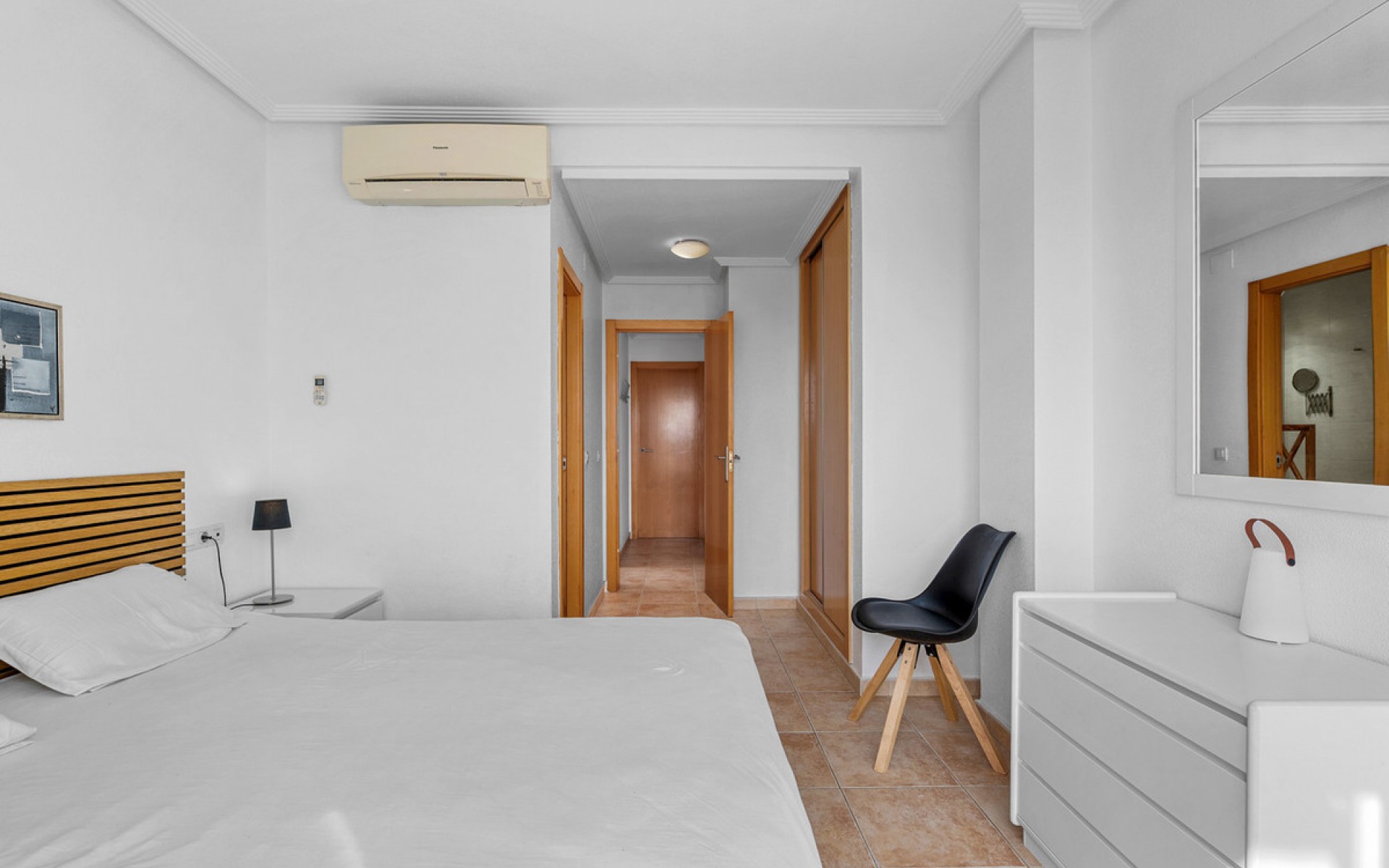 Resale - Apartment - Torrevieja - Torrevieja Centro