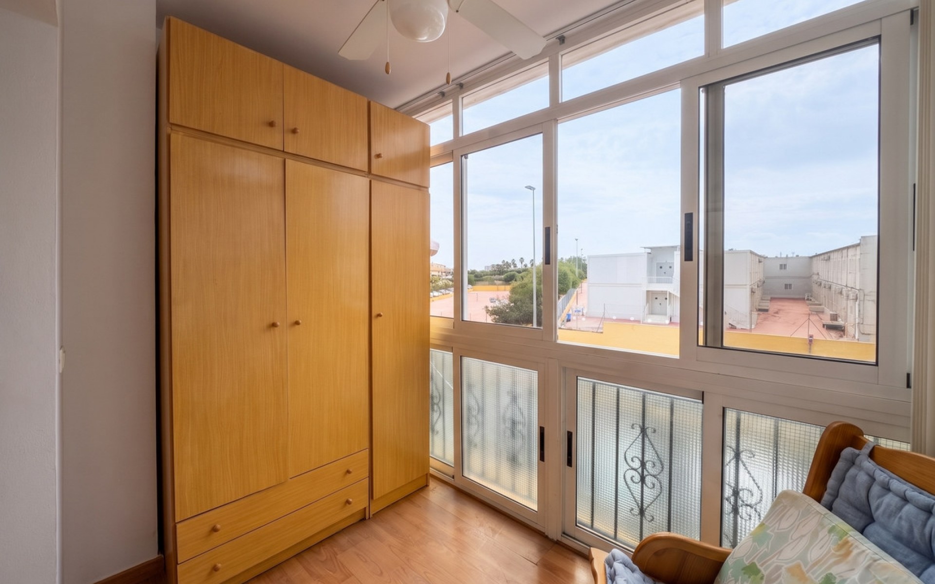 Resale - Apartment - Torrevieja - Torrevieja Centro