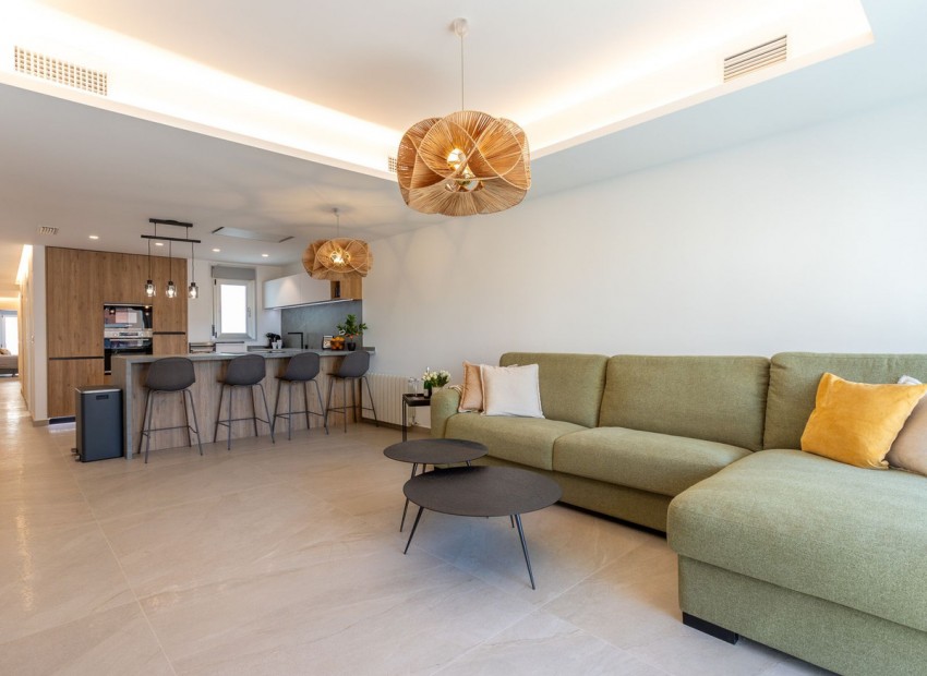Resale - Apartment - Torrevieja - Torrevieja Centro