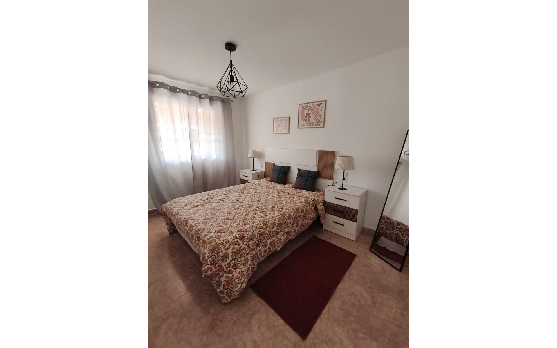 Resale - Apartment - Torrevieja - Torrevieja Centro