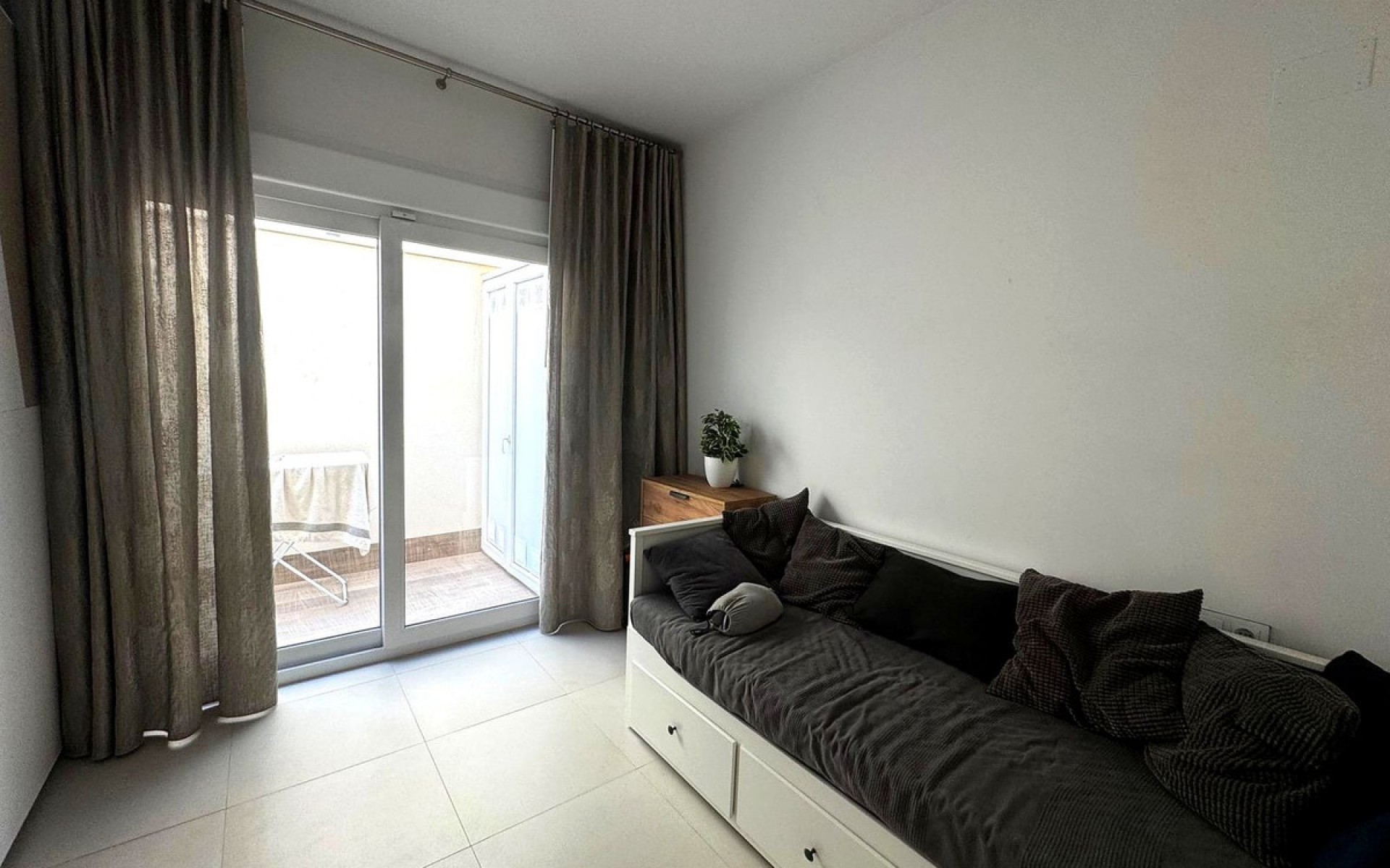Resale - Apartment - Torrevieja - Torrevieja Centro