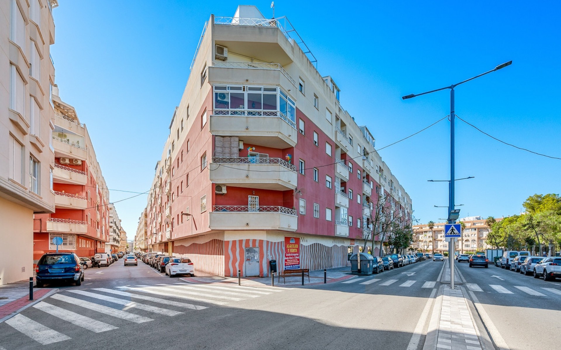 Resale - Apartment - Torrevieja - Torrevieja Centro