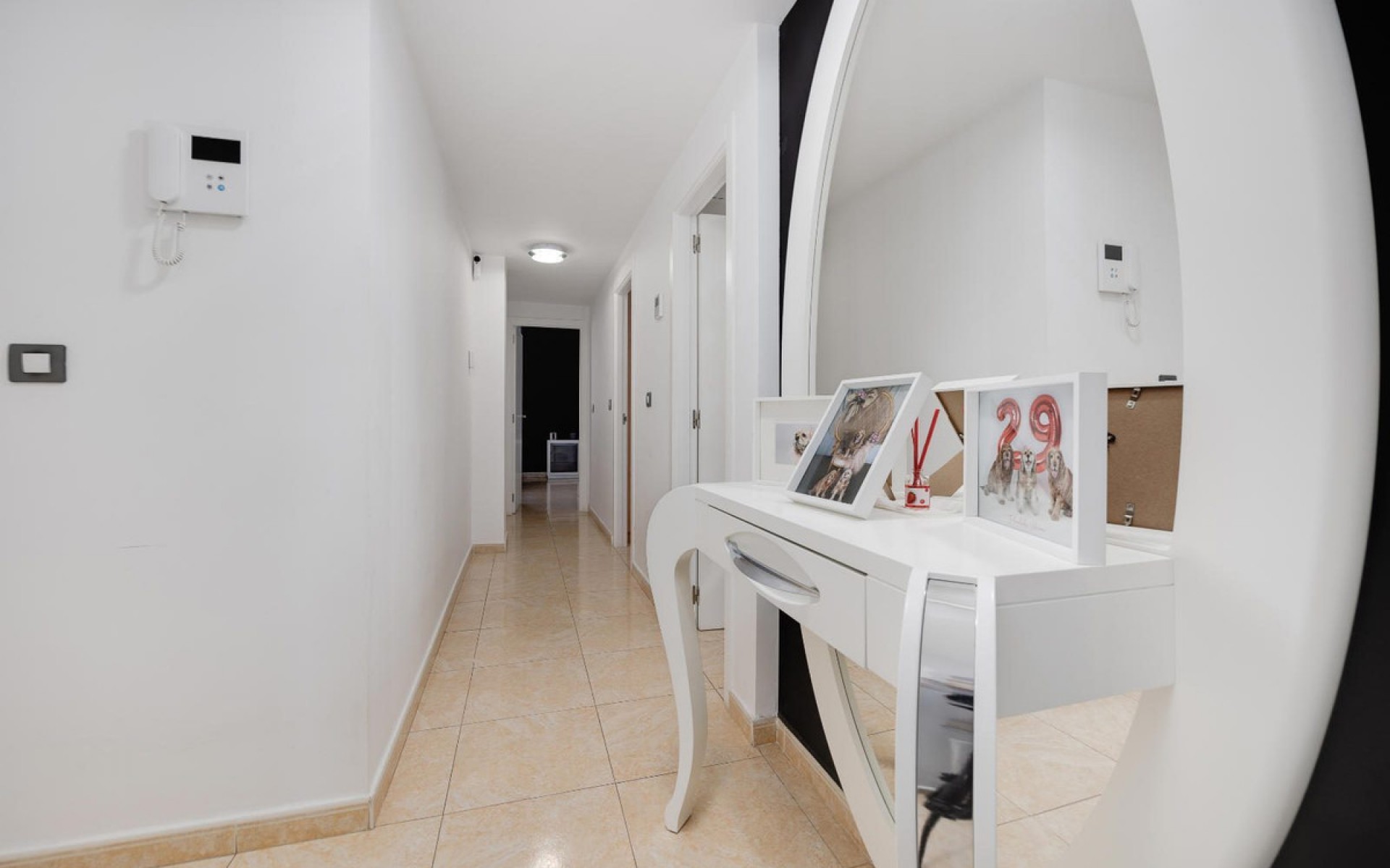 Resale - Apartment - Torrevieja - Torrevieja Centro