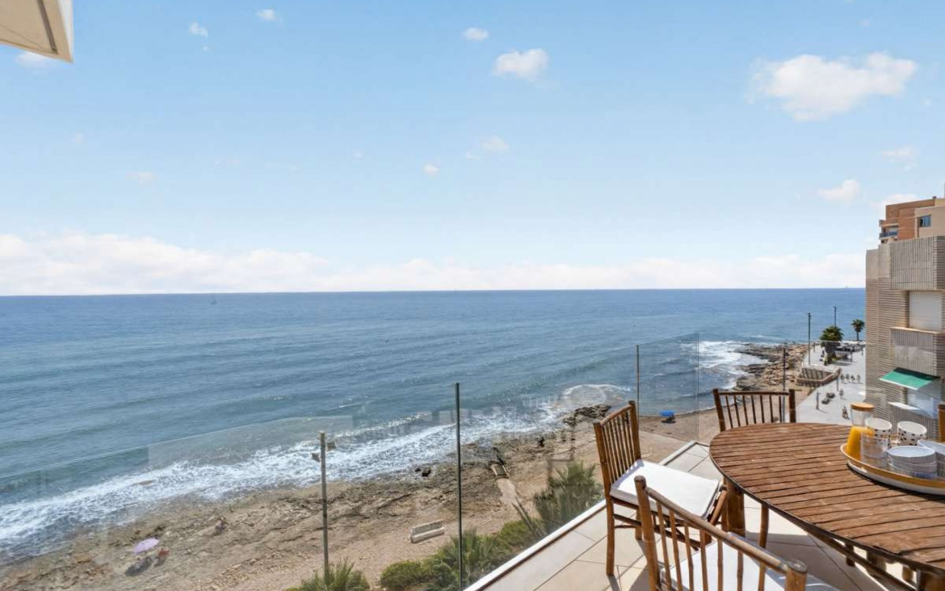 Resale - Apartment - Torrevieja - Torrevieja Centro