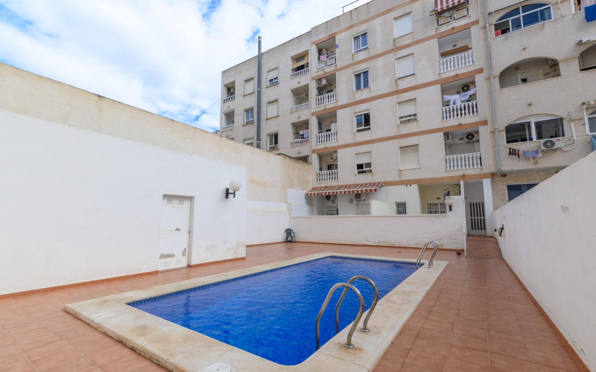 Resale - Apartment - Torrevieja - Torrevieja Centro