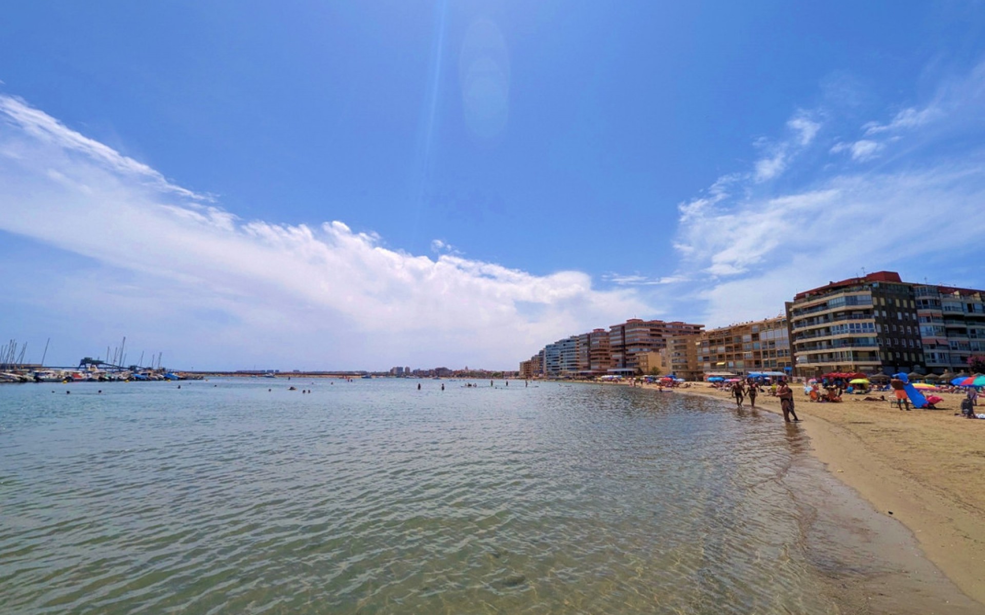 Resale - Apartment - Torrevieja - Torrevieja Centro