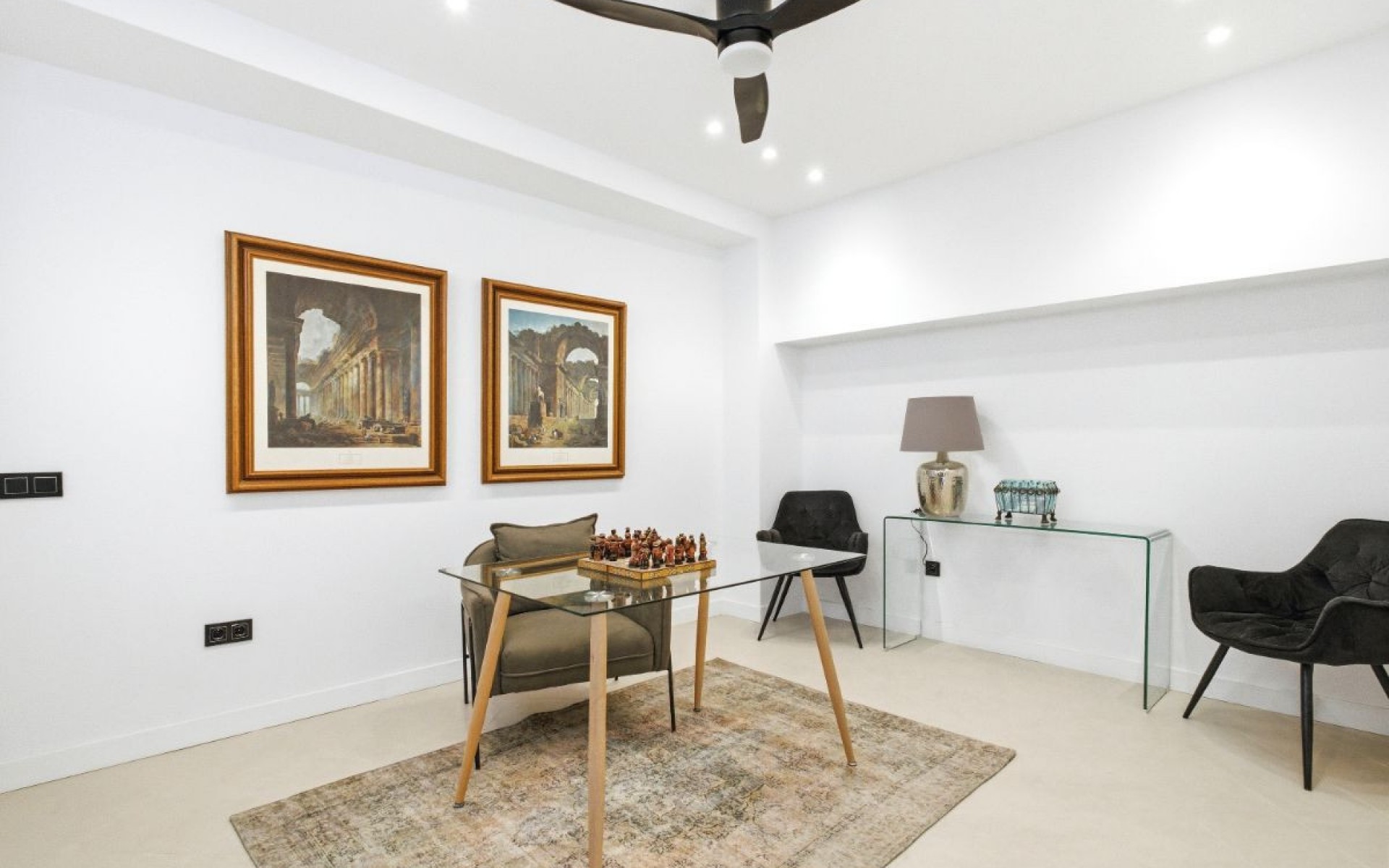 Resale - Apartment - Torrevieja - Torrevieja Centro