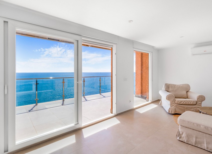 Resale - Apartment - Torrevieja - Torrevieja Centro
