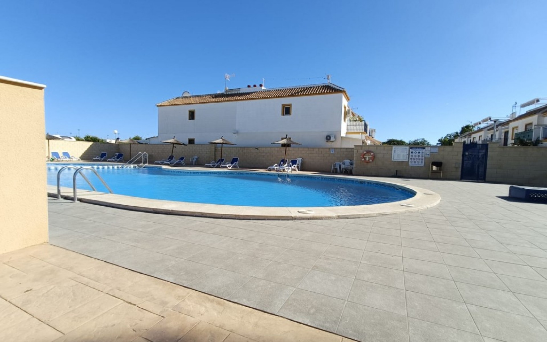 Resale - Apartment - Torrevieja