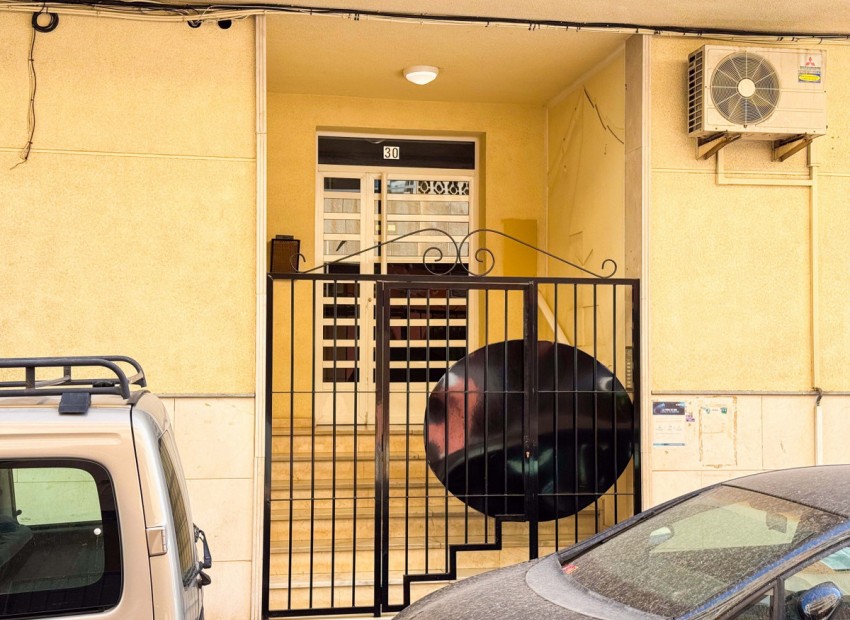 Resale - Apartment - Torrevieja