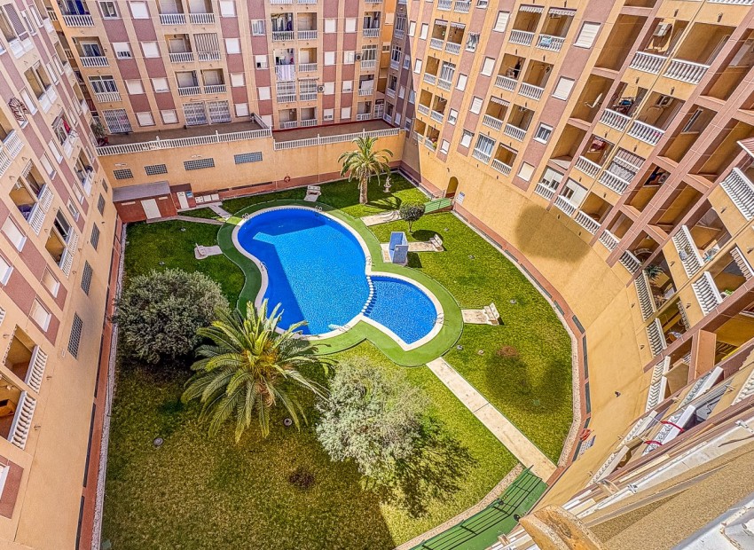 Resale - Apartment - Torrevieja
