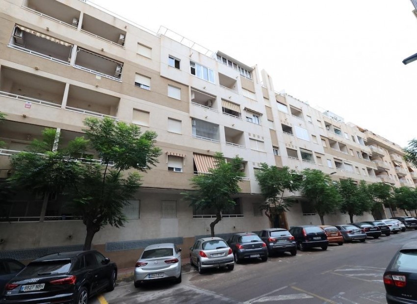 Resale - Apartment - Torrevieja
