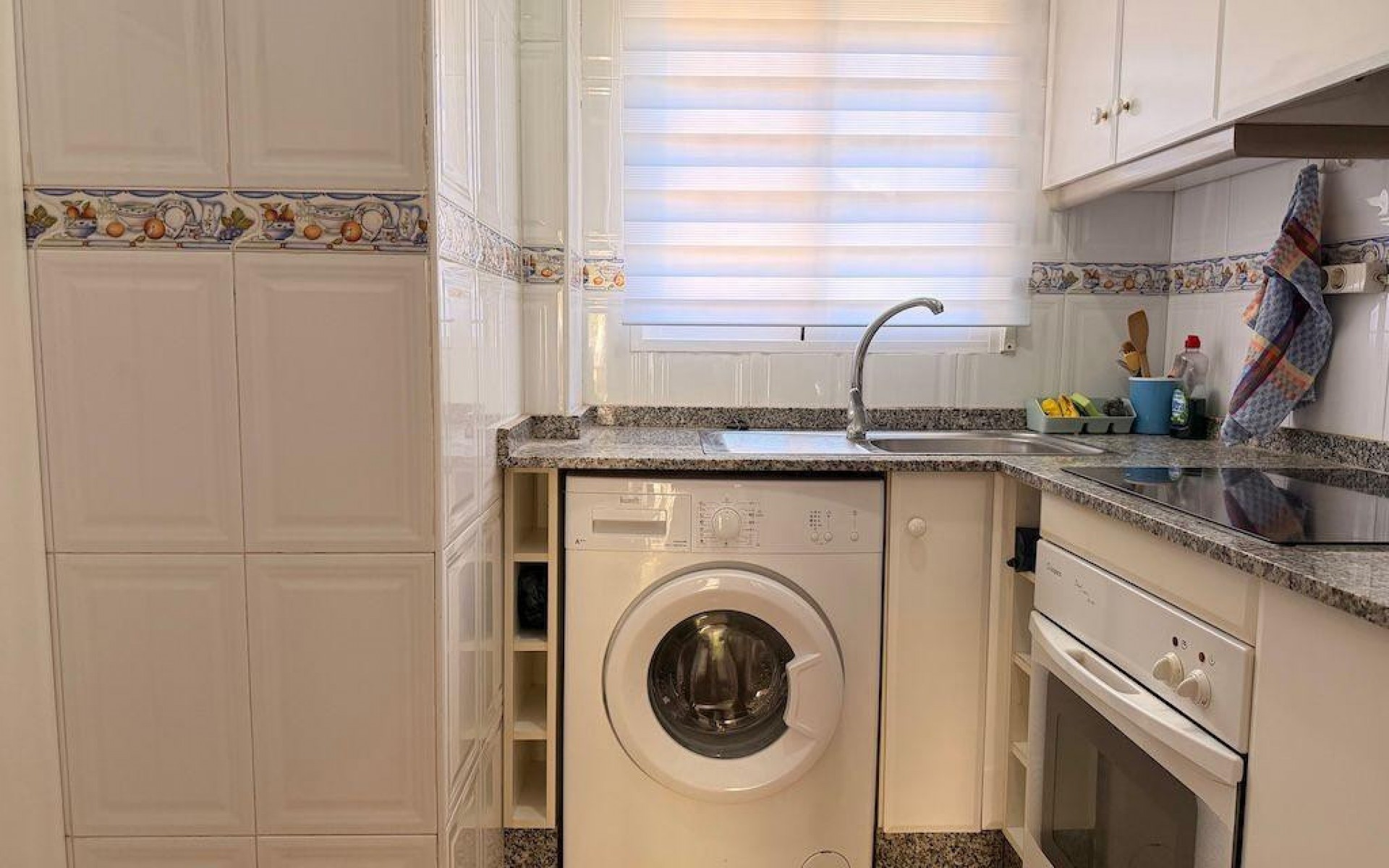 Resale - Apartment - Villamartin - St James Hill