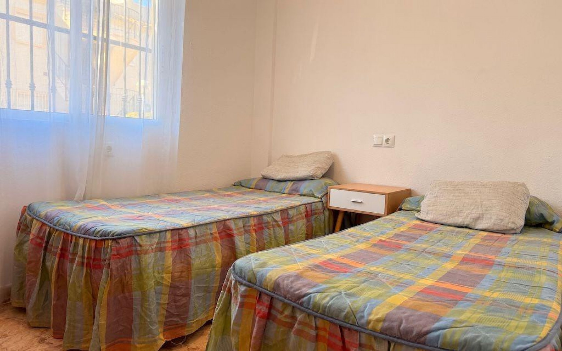 Resale - Apartment - Villamartin - St James Hill