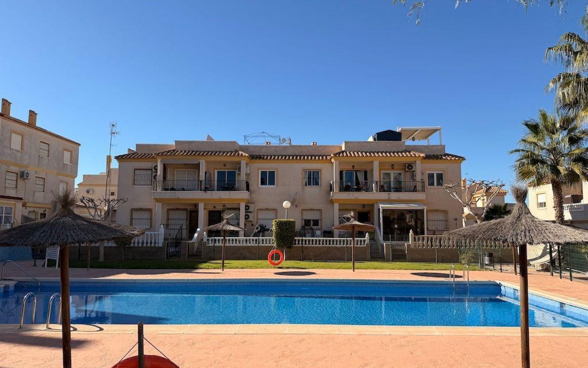Resale - Apartment - Villamartin - St James Hill