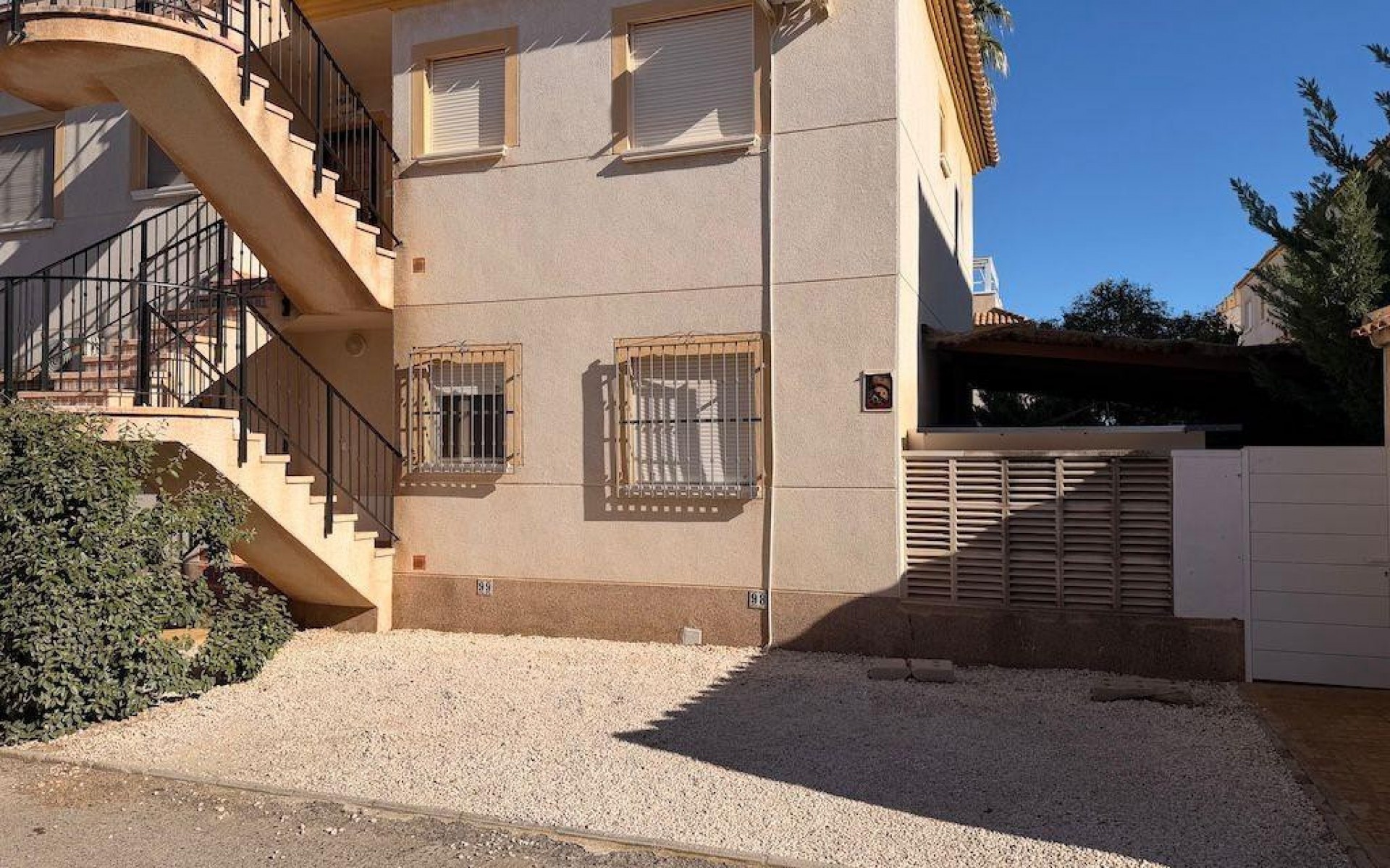 Resale - Apartment - Villamartin - St James Hill