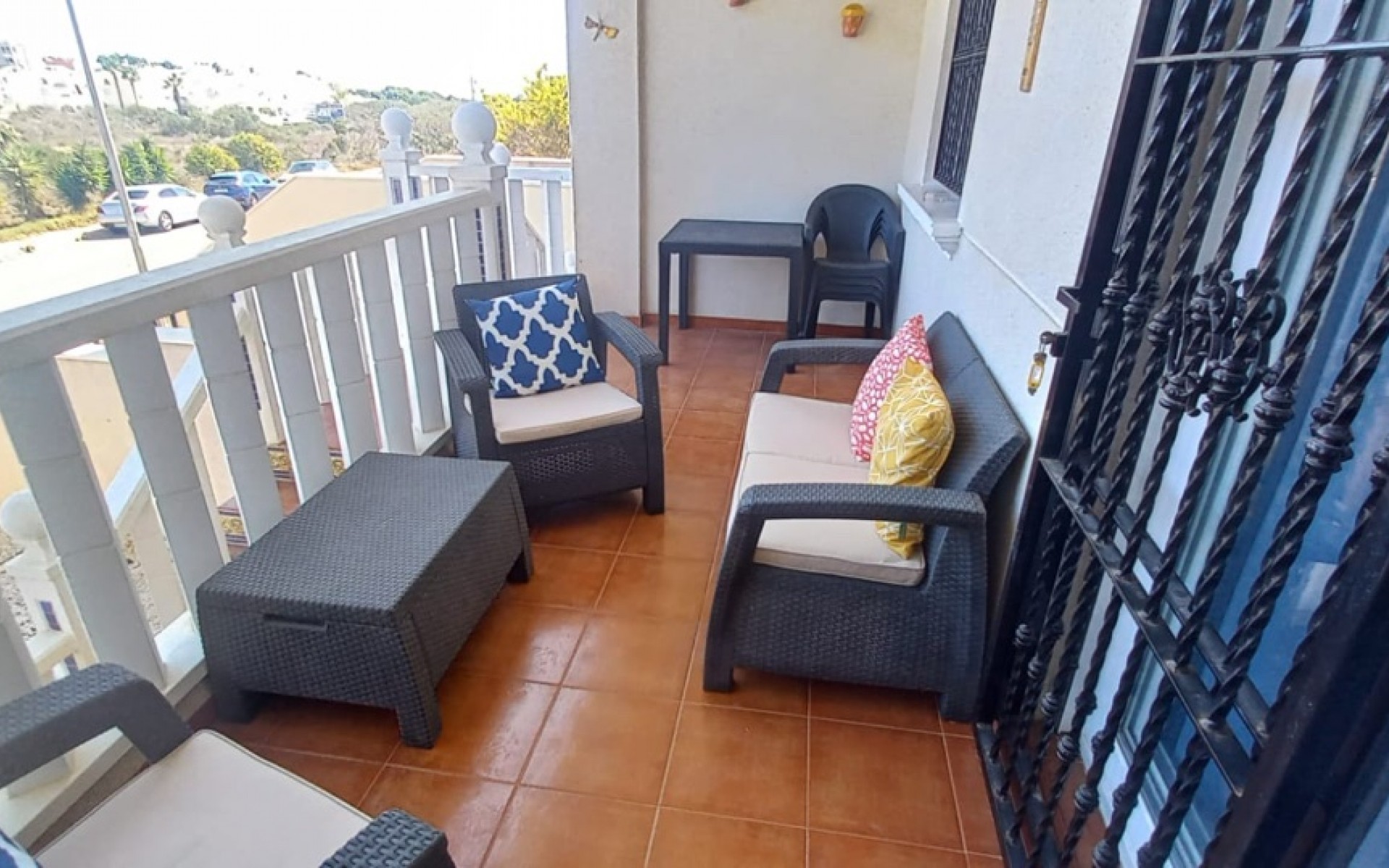 Resale - Apartment - Villamartin