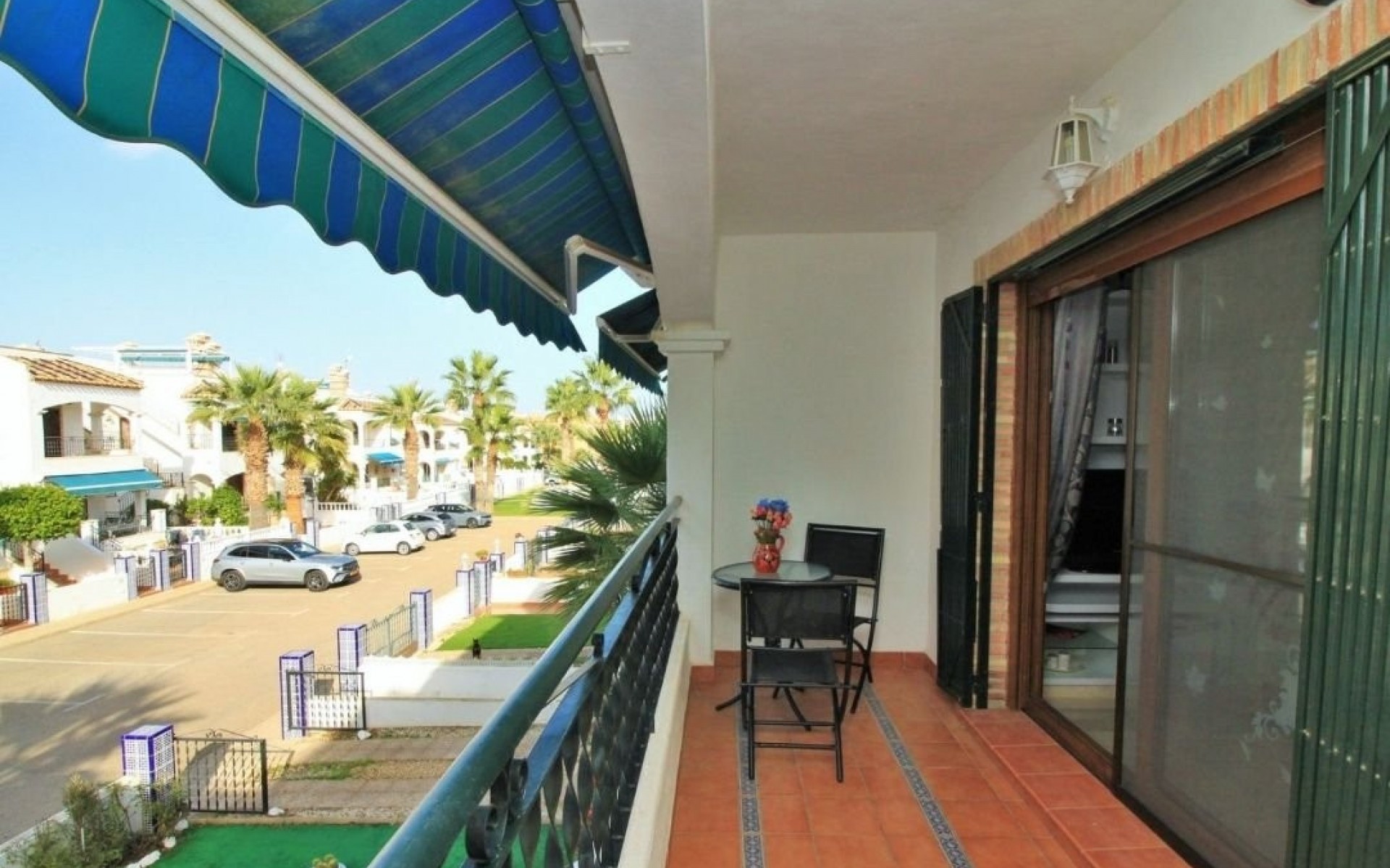 Resale - Apartment - Villamartin