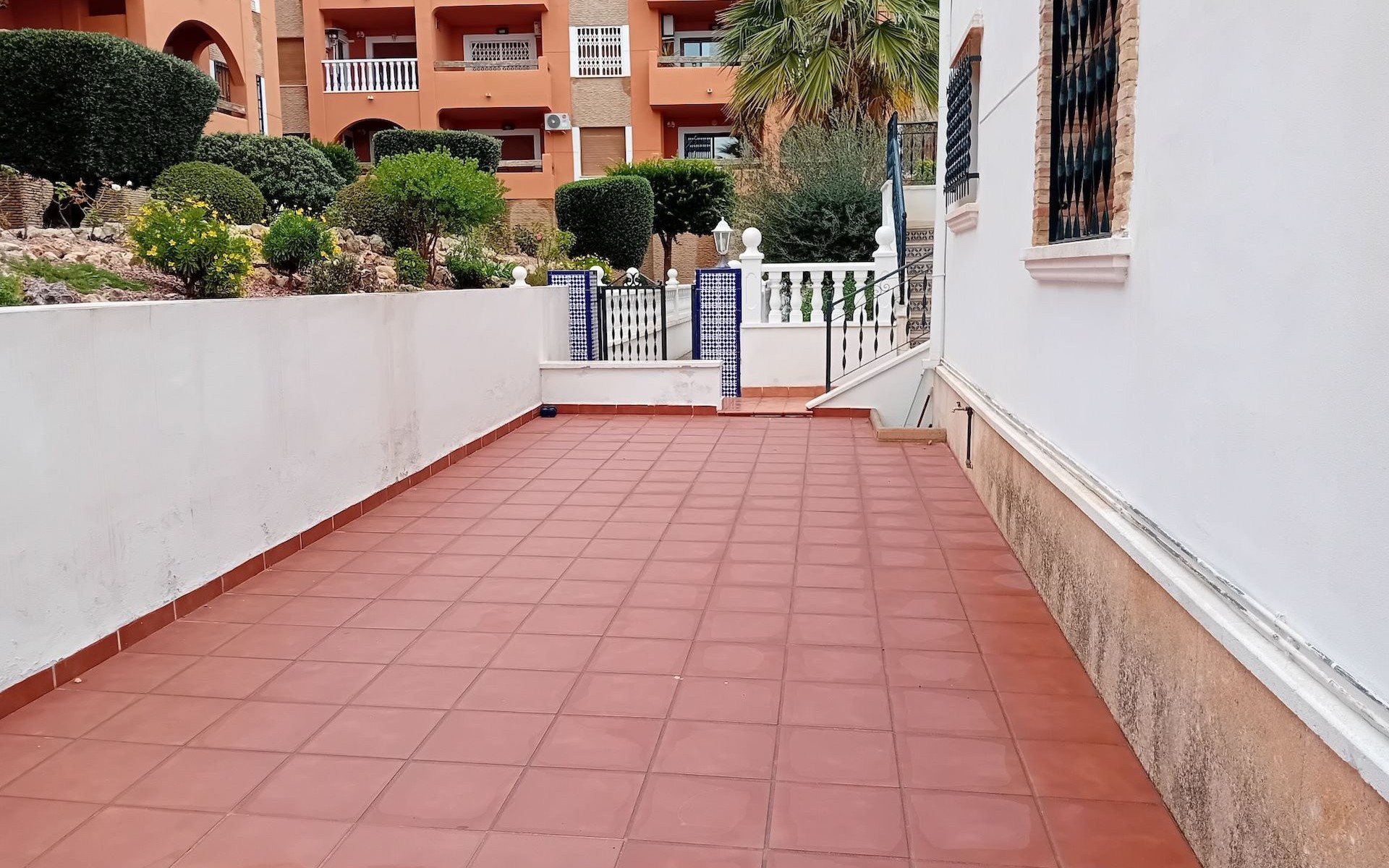 Resale - Apartment - Villamartin