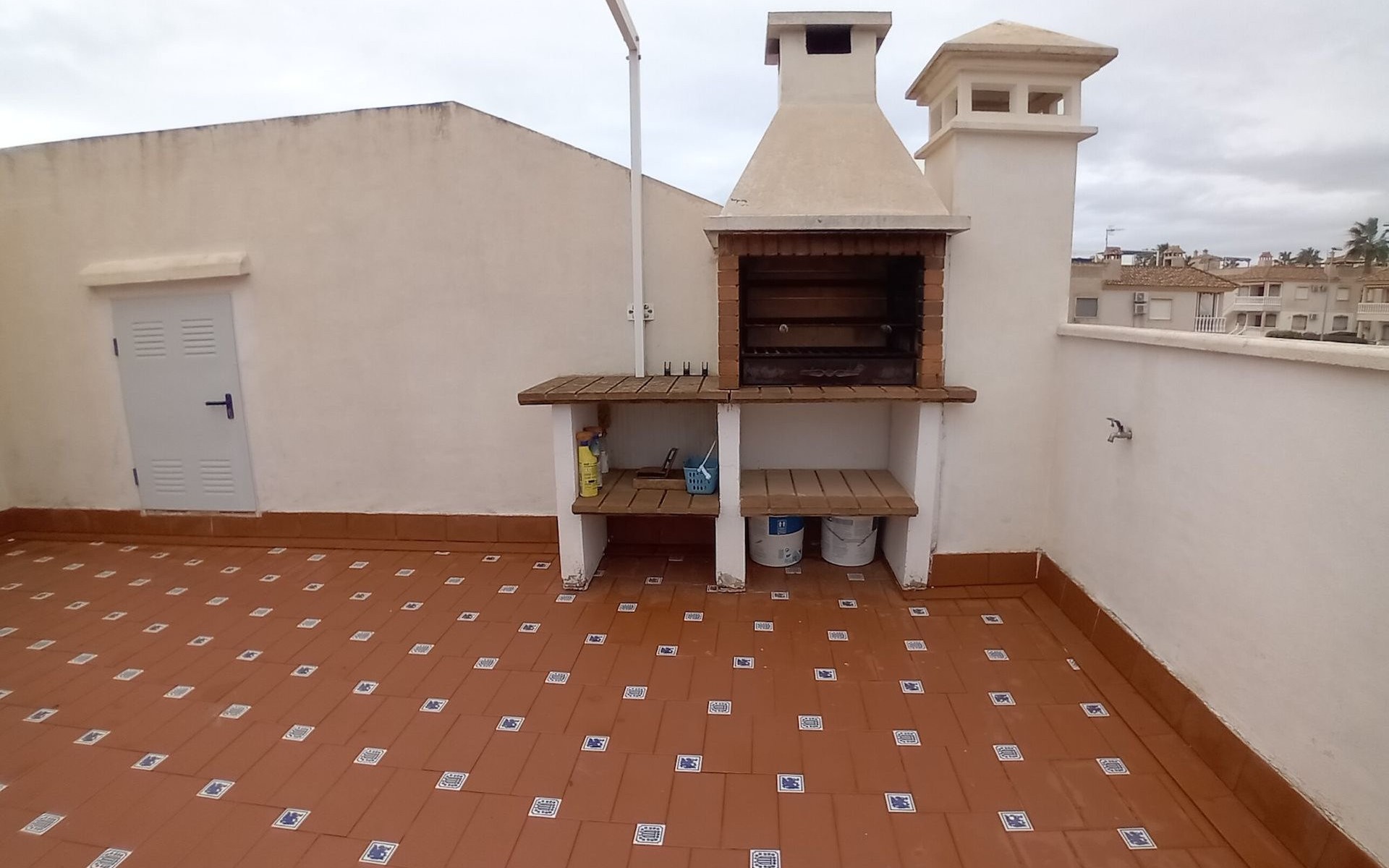 Resale - Apartment - Villamartin