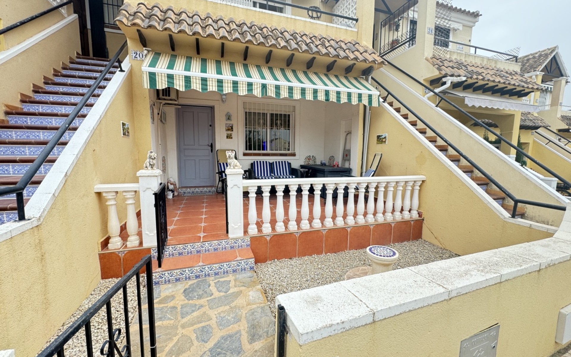 Resale - Apartment - Villamartin