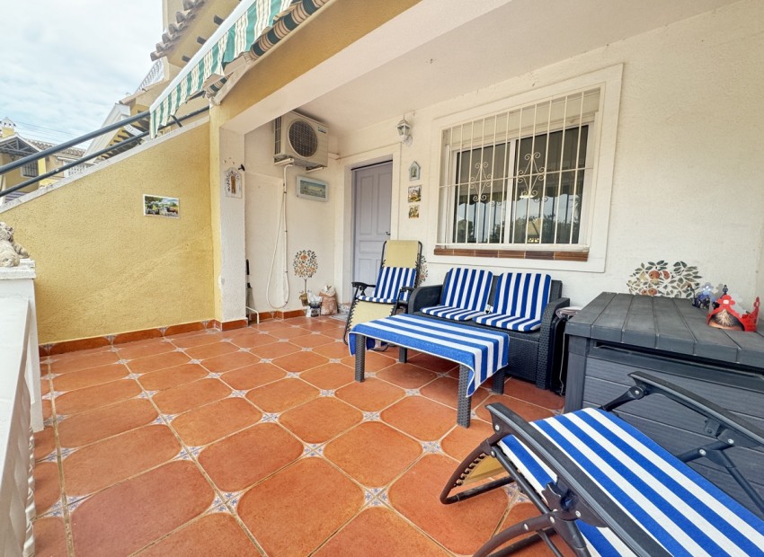 Resale - Apartment - Villamartin