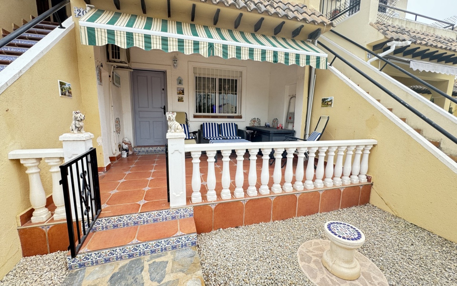 Resale - Apartment - Villamartin