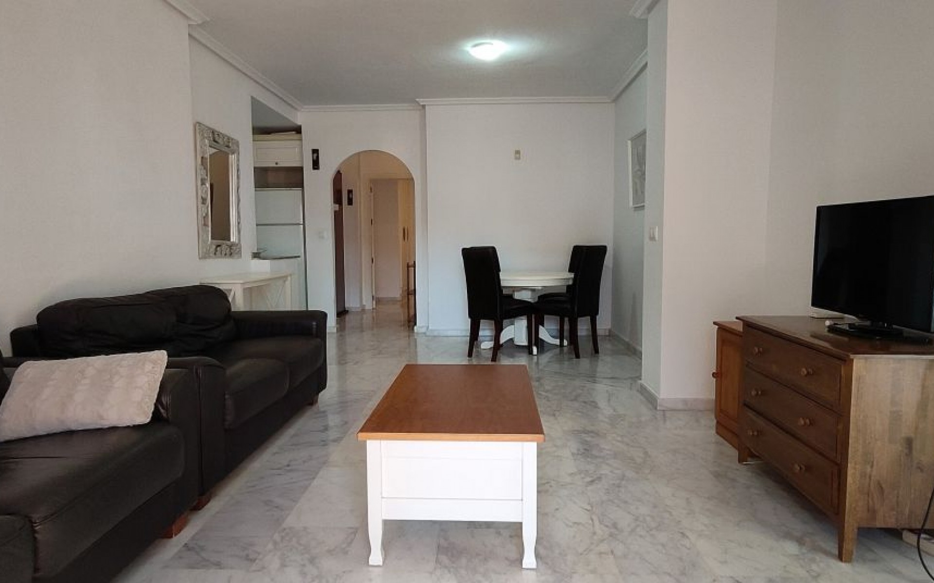 Resale - Apartment - Villamartin