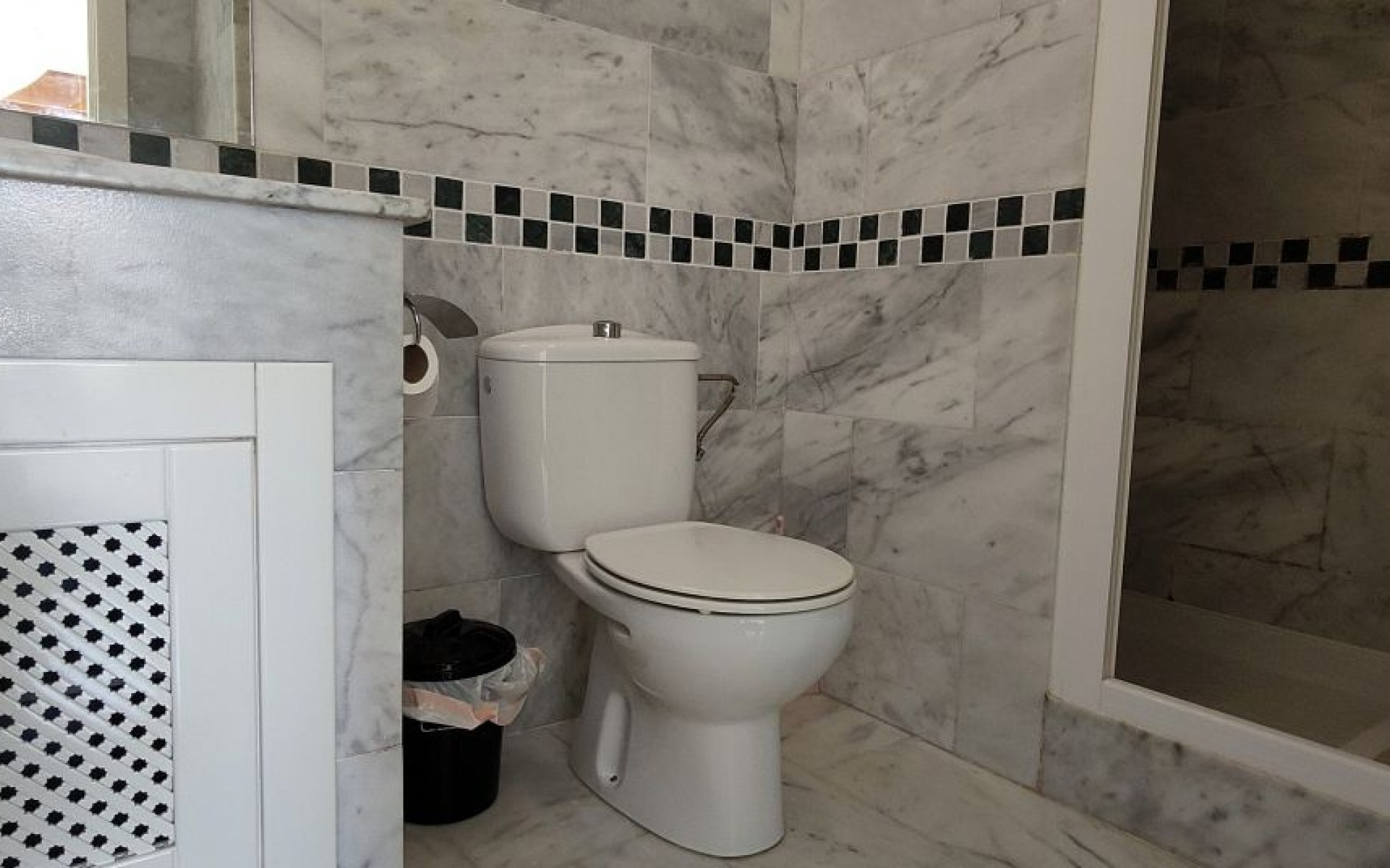 Resale - Apartment - Villamartin