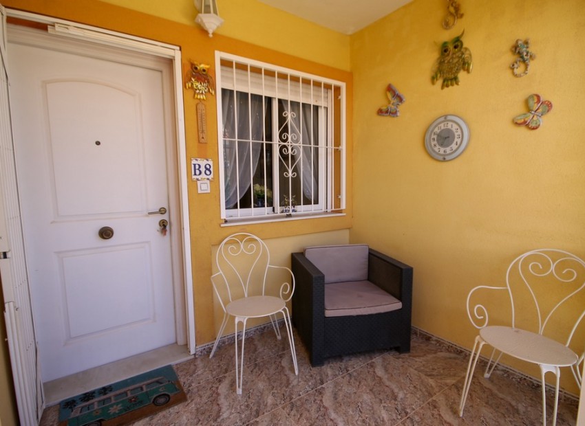 Resale - Apartment - Villamartin