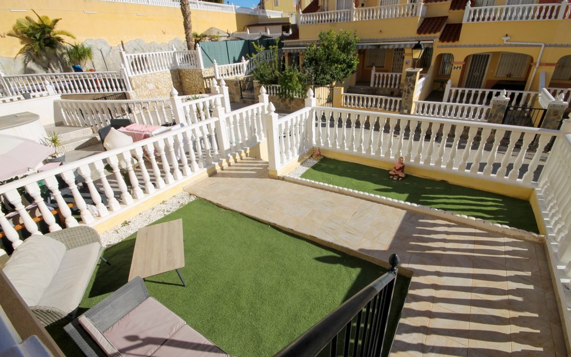 Resale - Apartment - Villamartin