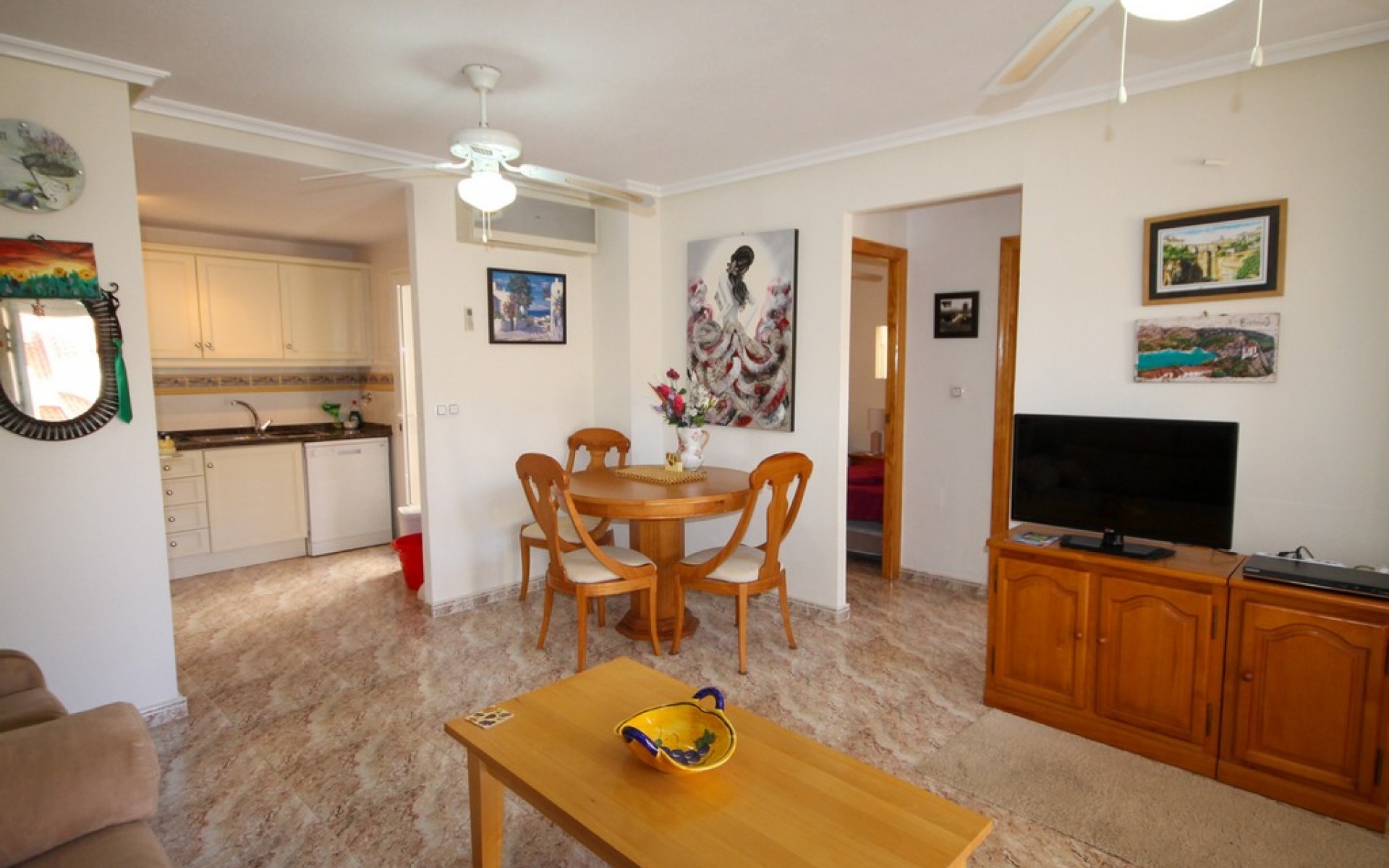 Resale - Apartment - Villamartin