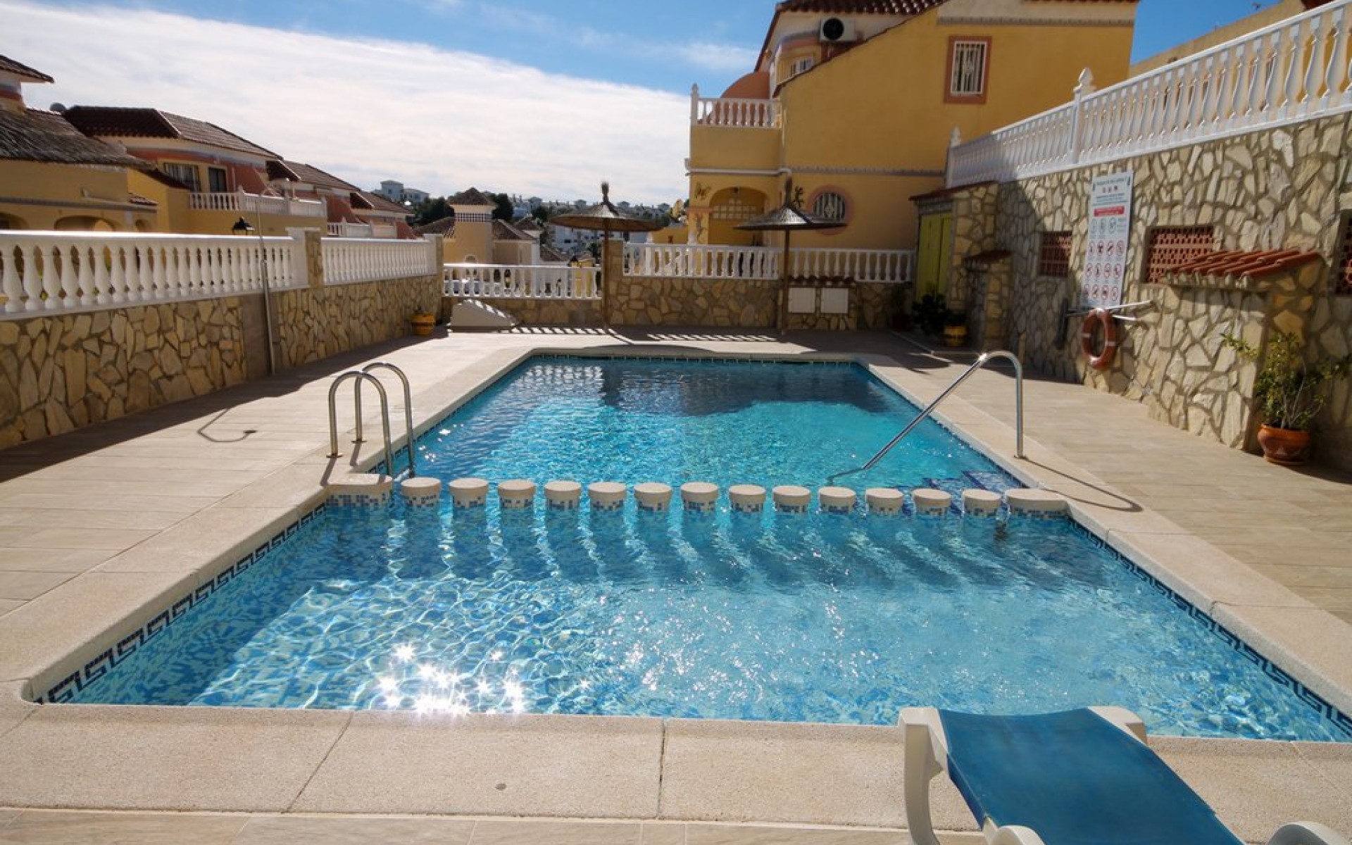 Resale - Apartment - Villamartin