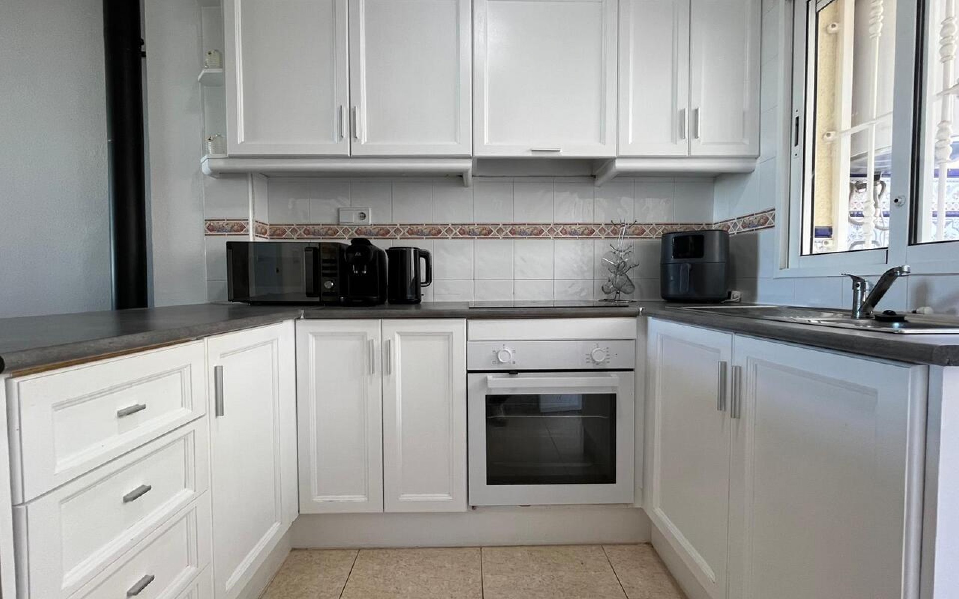 Resale - Apartment - Villamartin