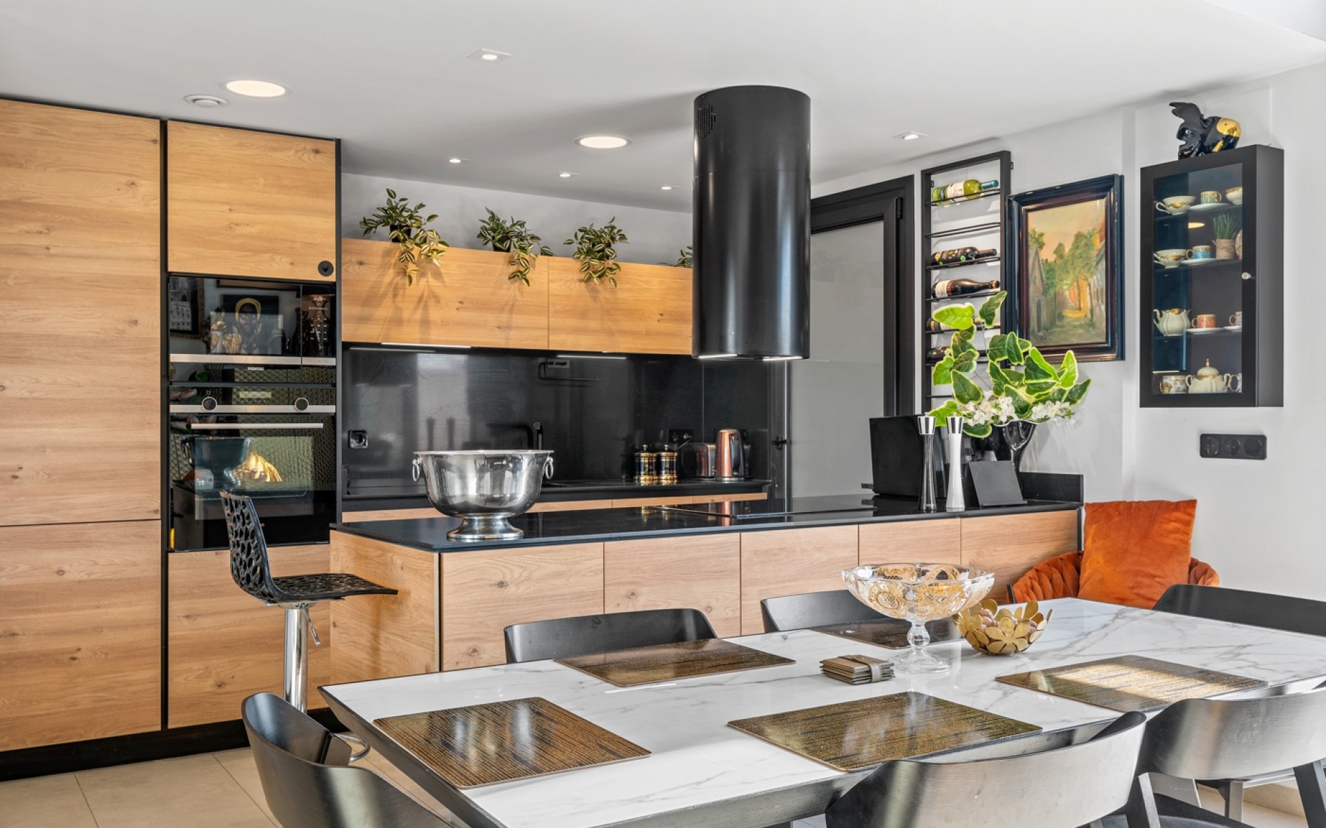 Resale - Apartment - Villamartin