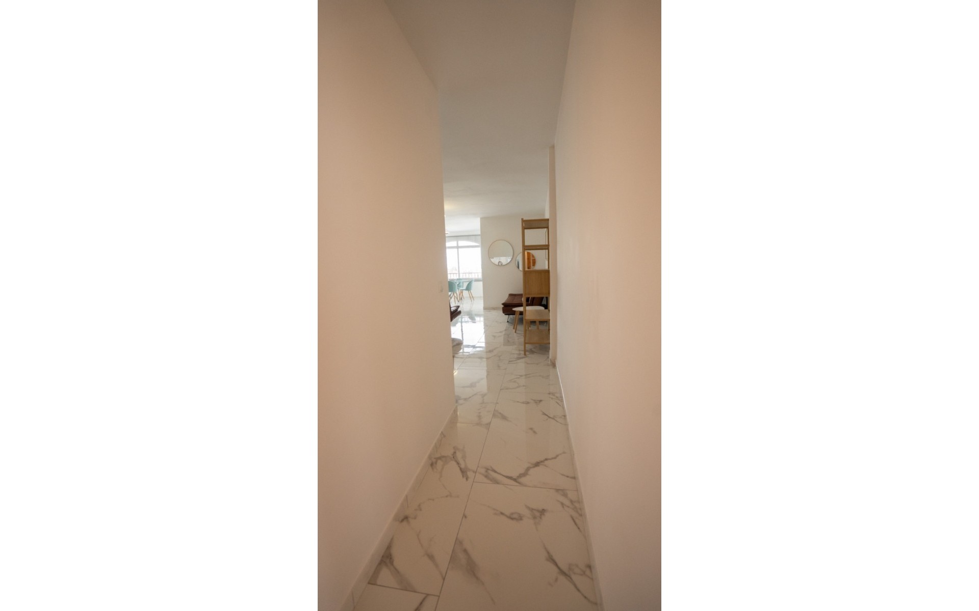 Resale - Apartment - Villamartin