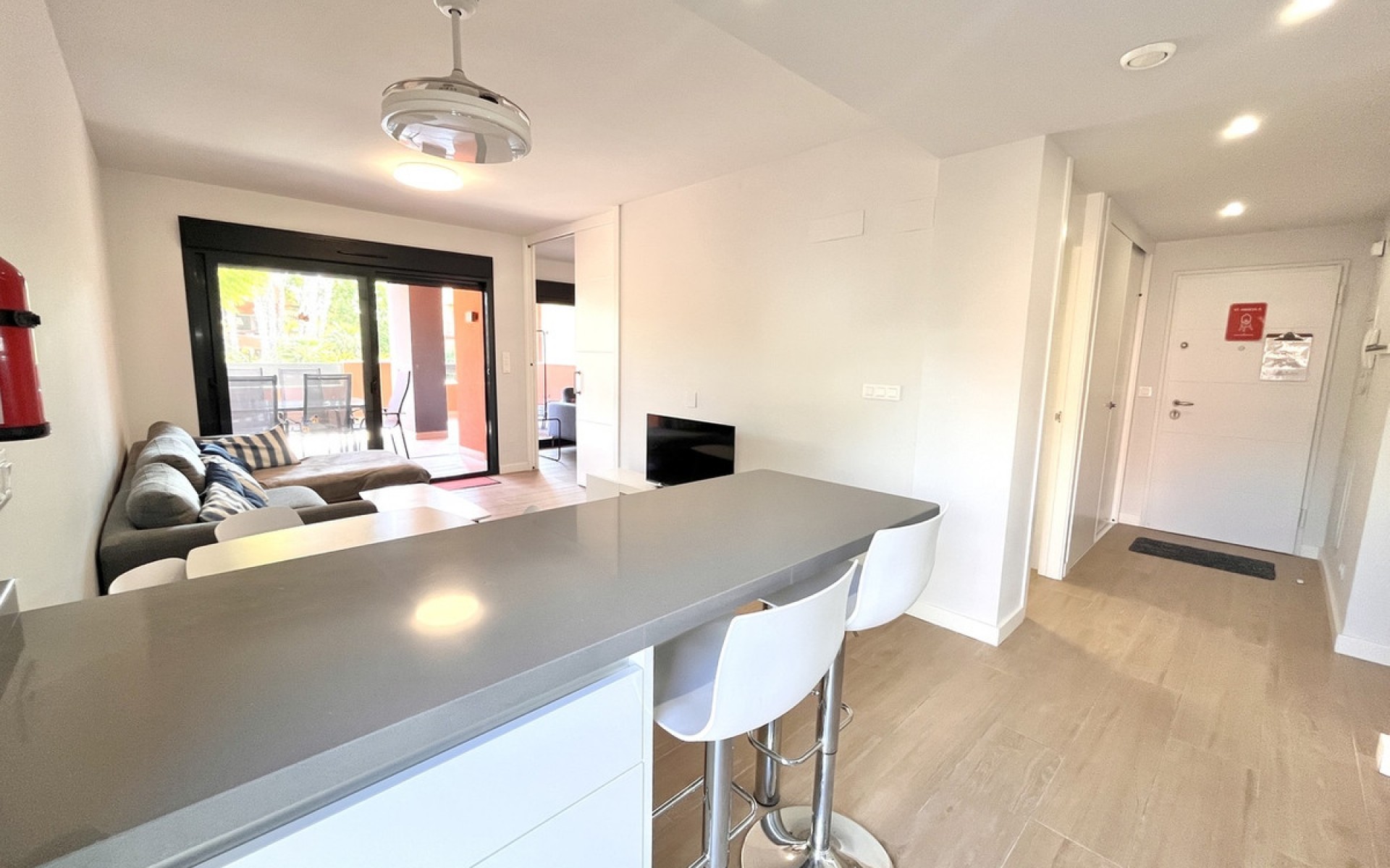 Resale - Apartment - Villamartin