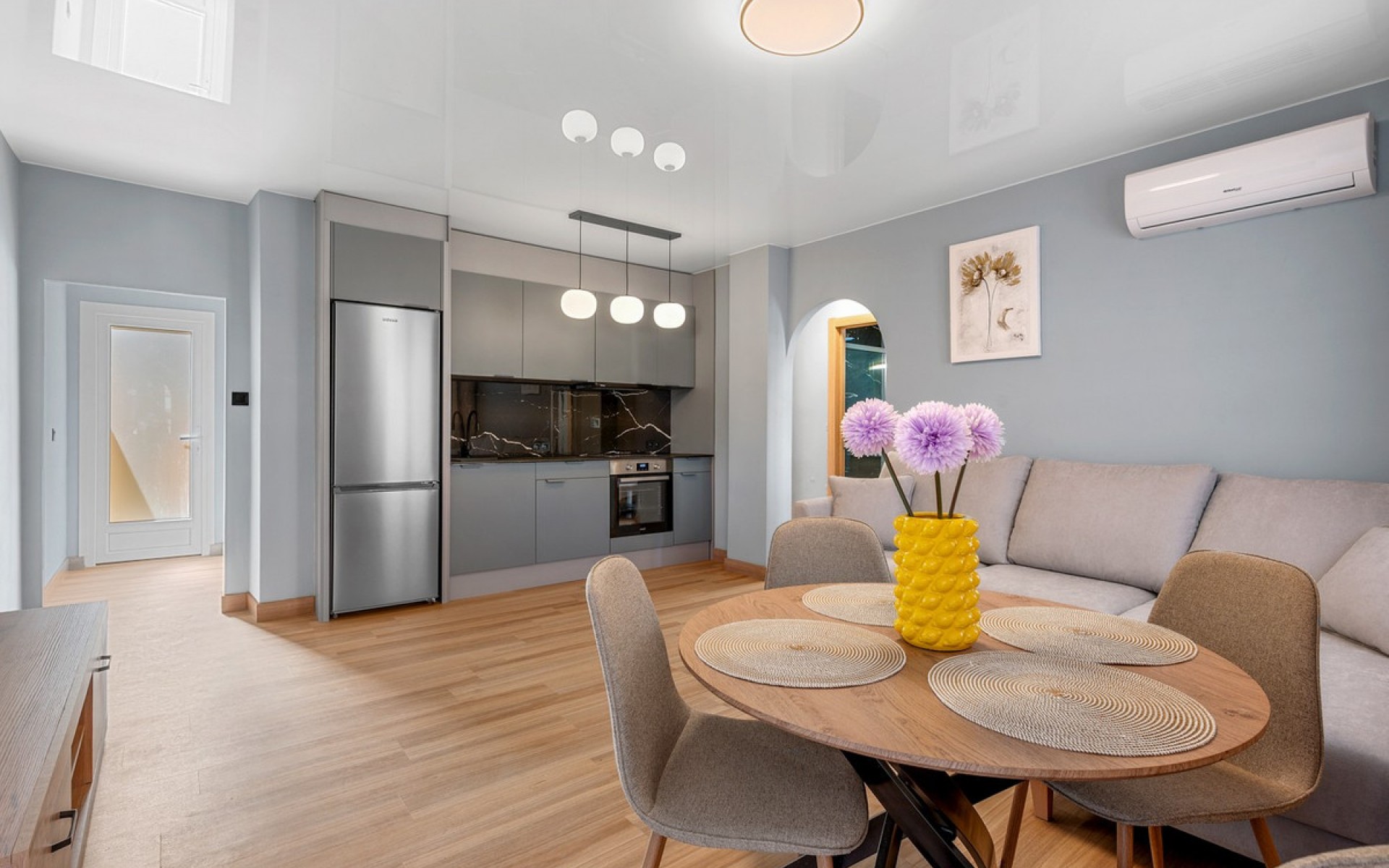 Resale - Apartment - Villamartin