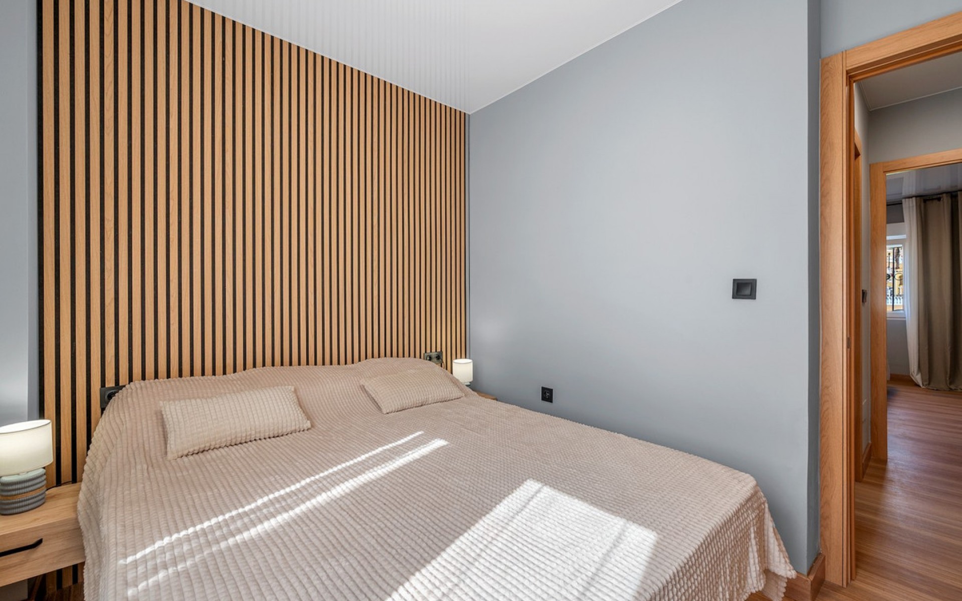 Resale - Apartment - Villamartin