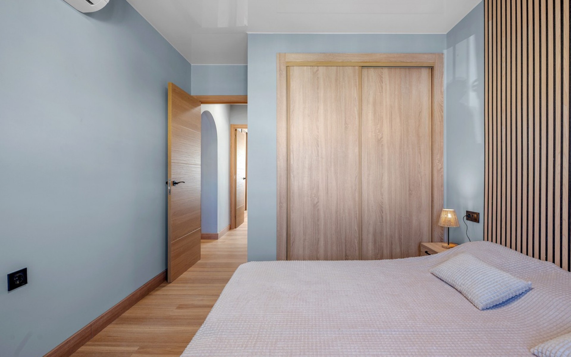 Resale - Apartment - Villamartin