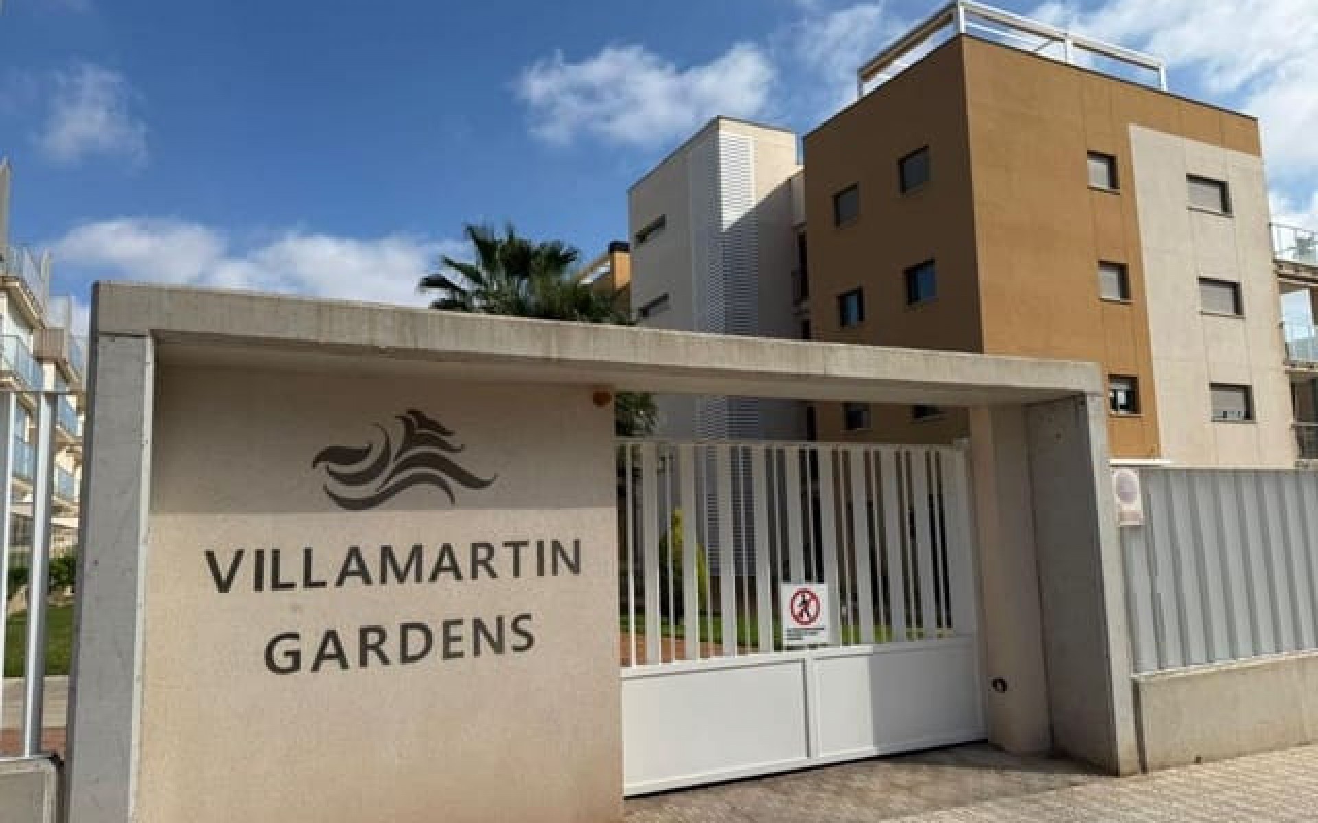 Resale - Apartment - Villamartin