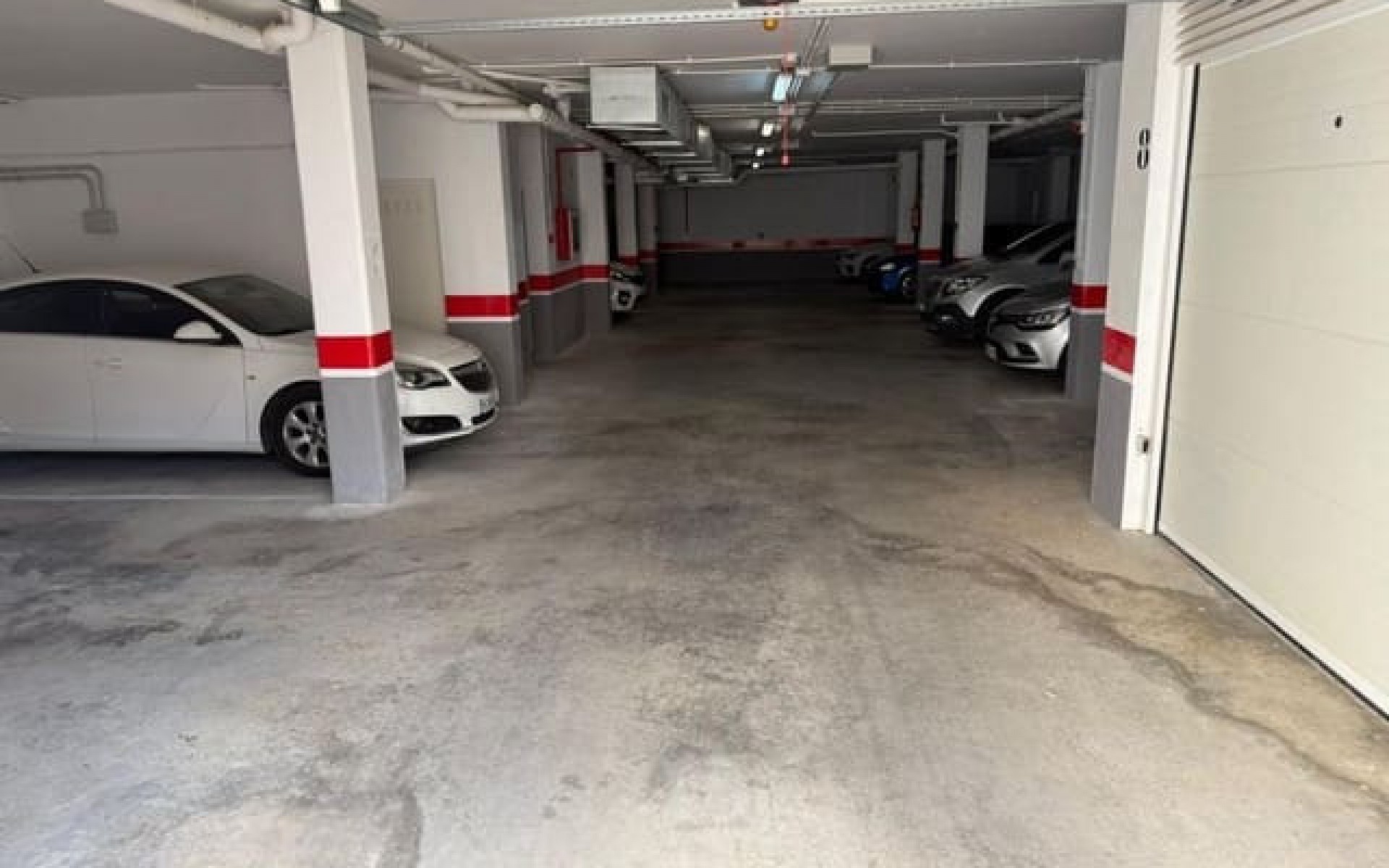 Resale - Apartment - Villamartin