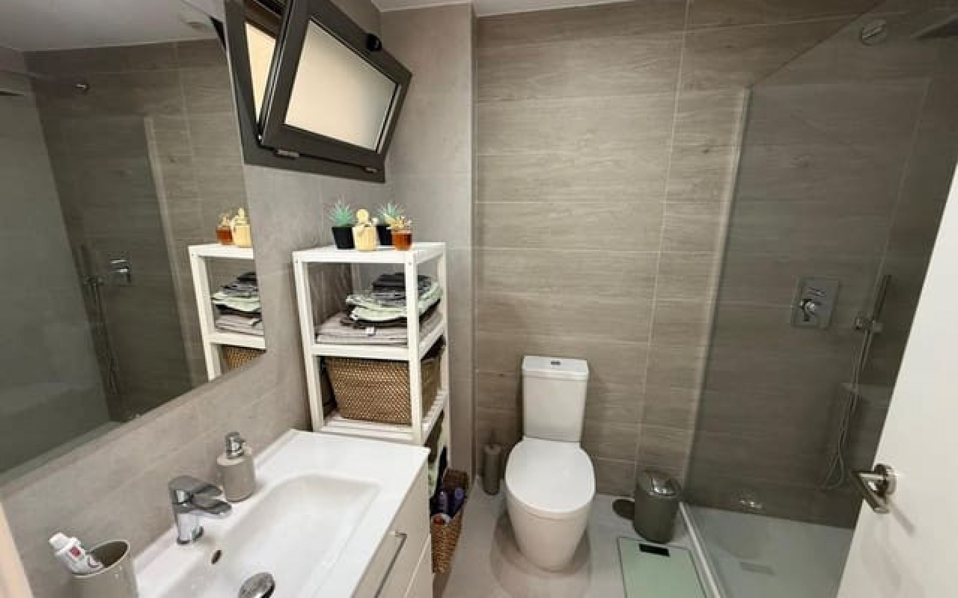 Resale - Apartment - Villamartin