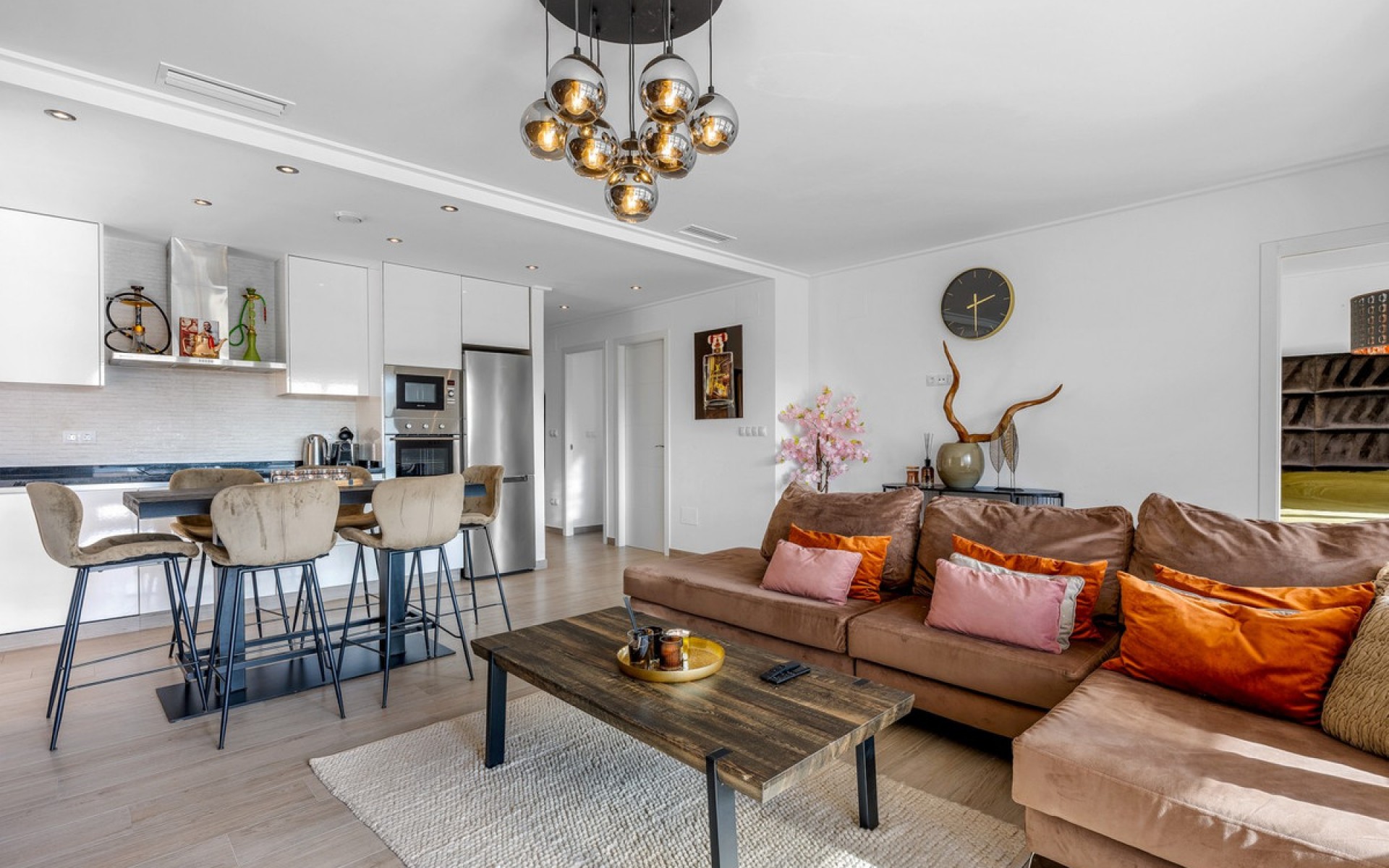 Resale - Apartment - Villamartin