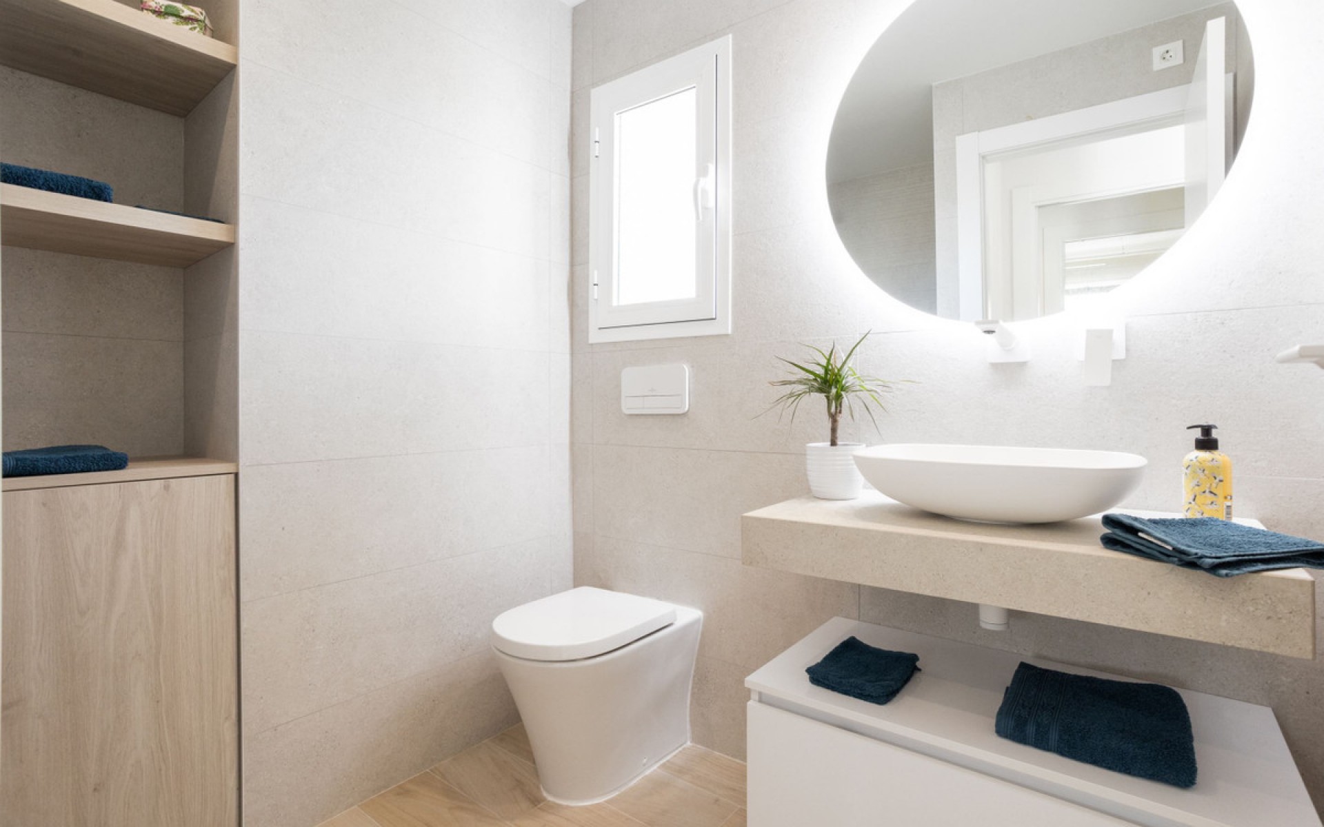 Resale - Apartment - Villamartin