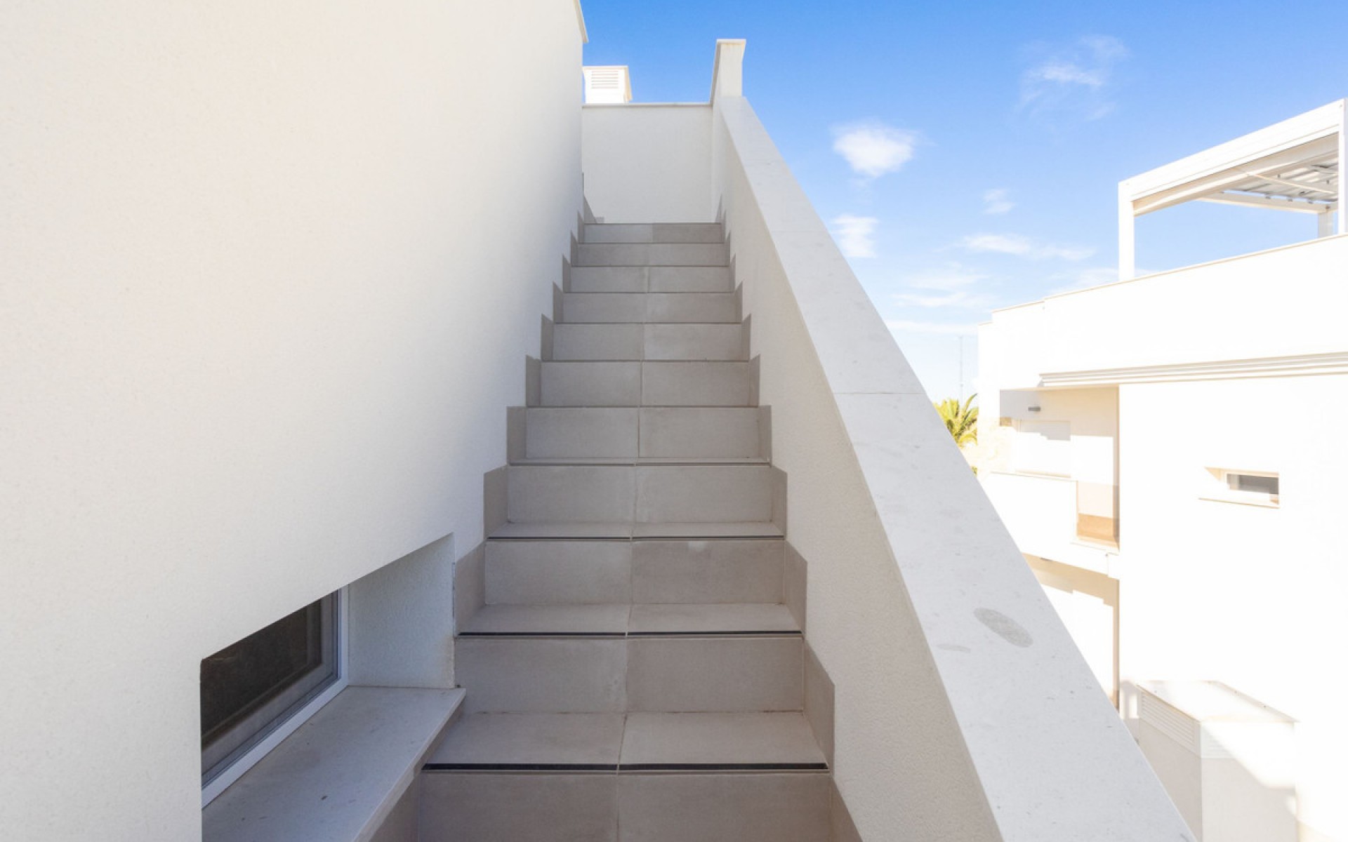 Resale - Apartment - Villamartin