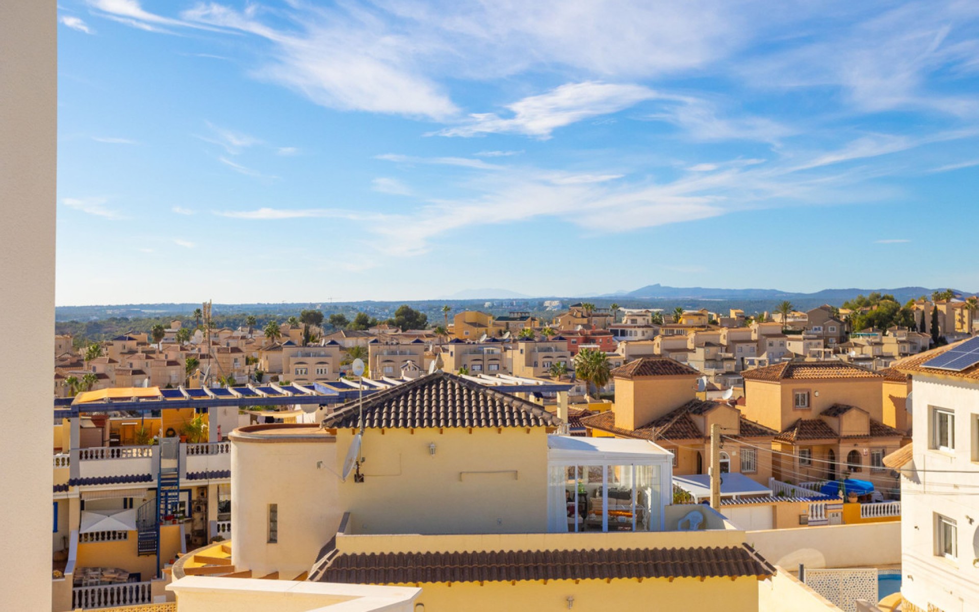 Resale - Apartment - Villamartin