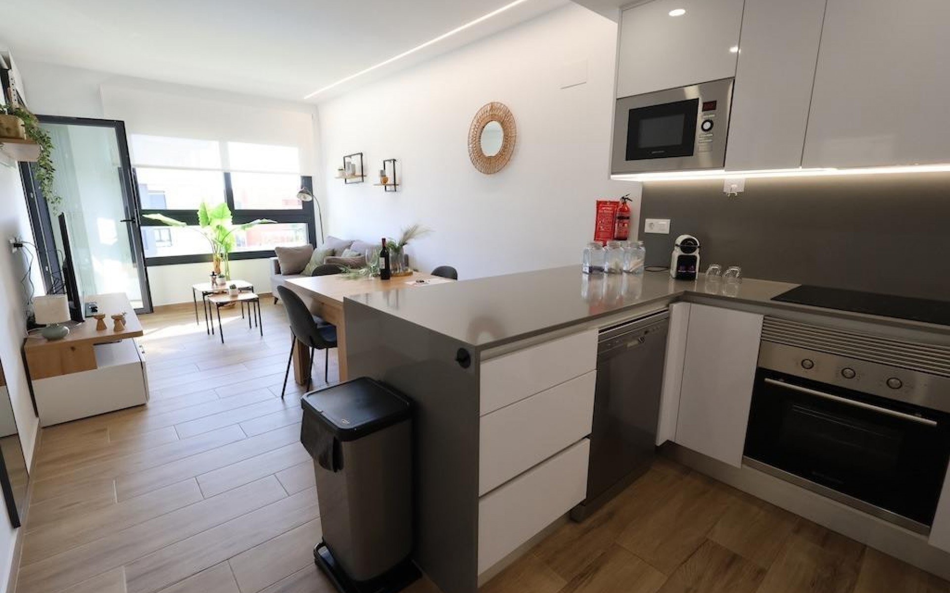 Resale - Apartment - Villamartin