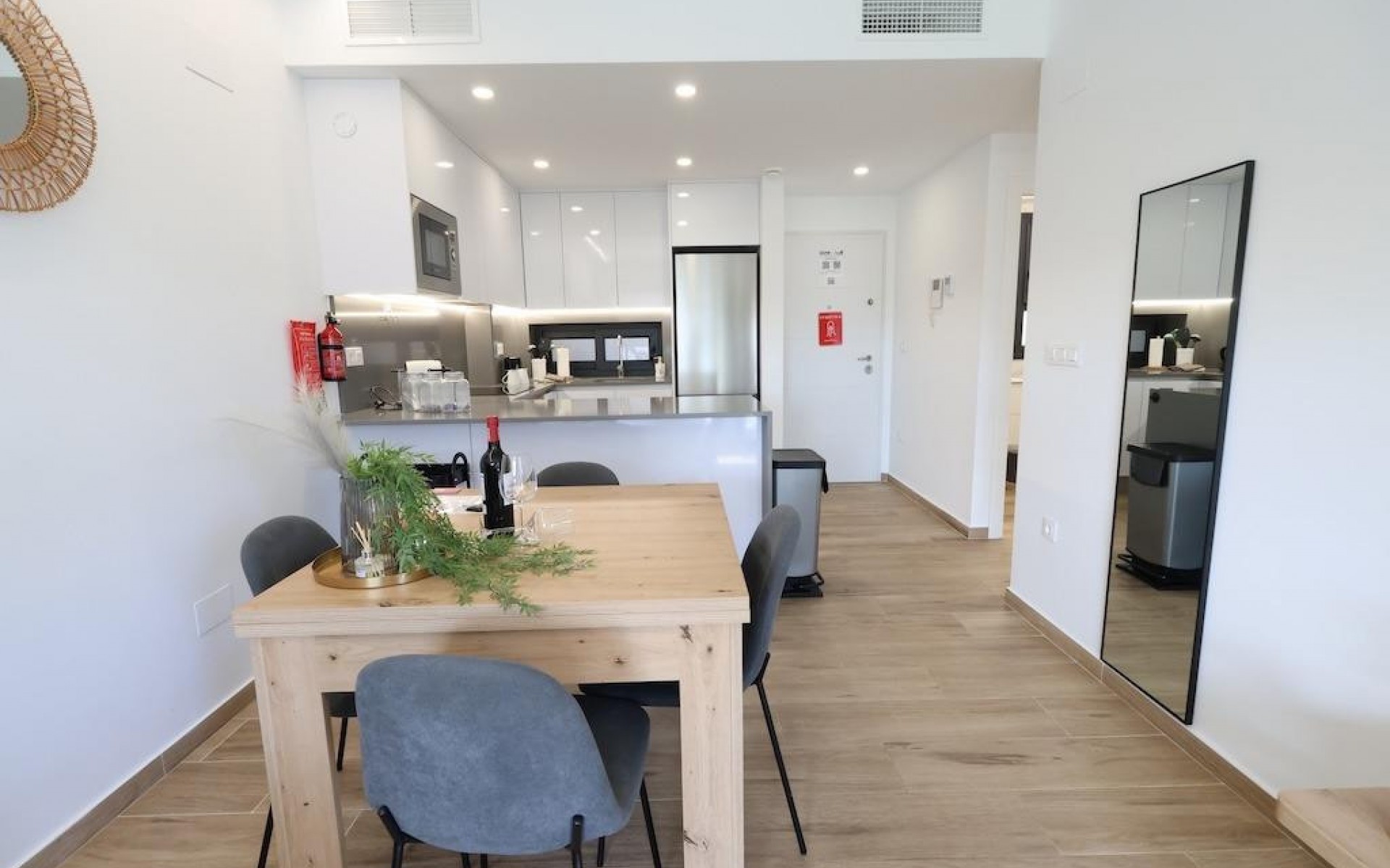 Resale - Apartment - Villamartin