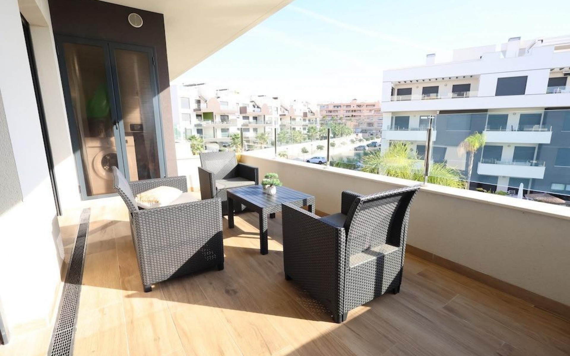 Resale - Apartment - Villamartin